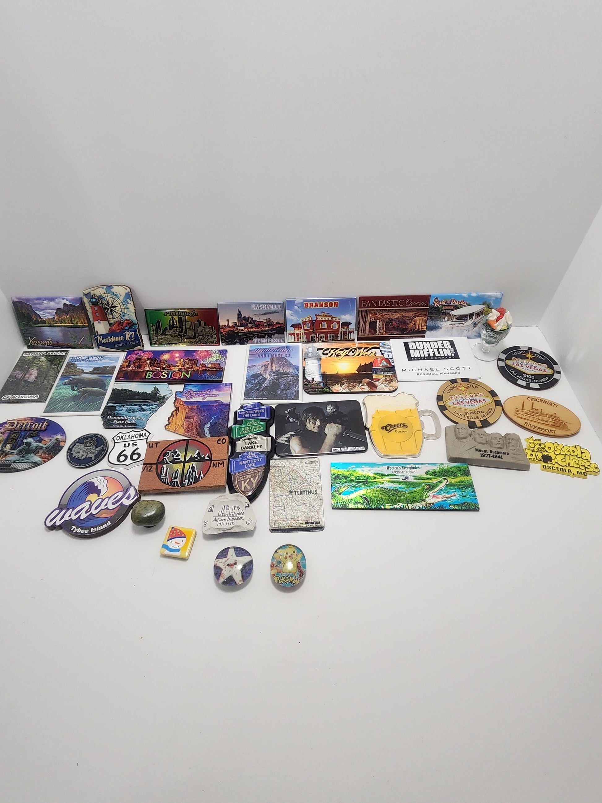 Refrigerator State Magnets Huge Lot of 30 Plus - State Magnetd - Refrigerator Magnets - Magnets - Collectablr Magnets - Traveling Decor