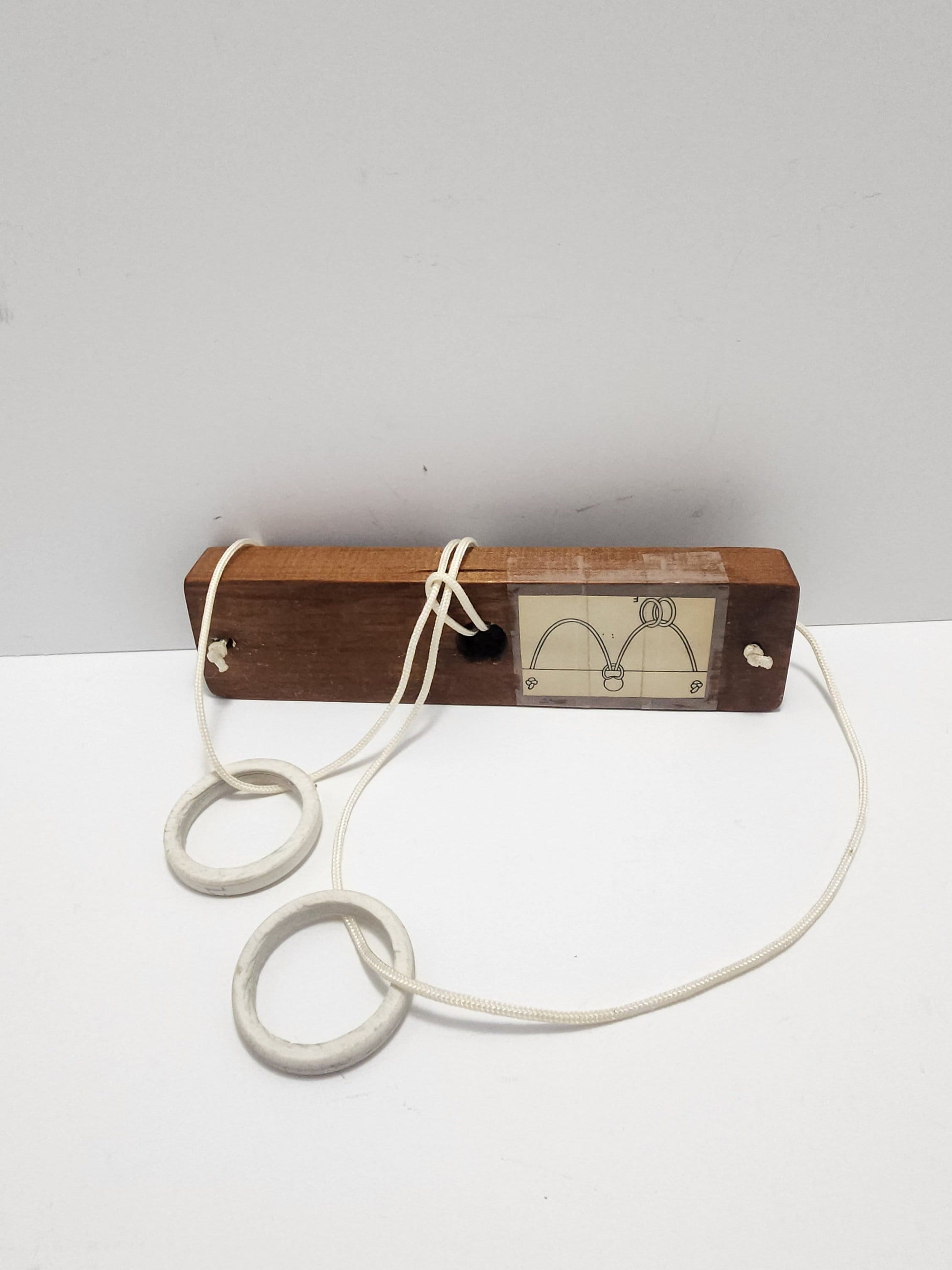Wooden Rope and Rings Puzzle Game - Vintage Games - Puzzles - Puzzle Game - Wooden Games - Rope and Circe