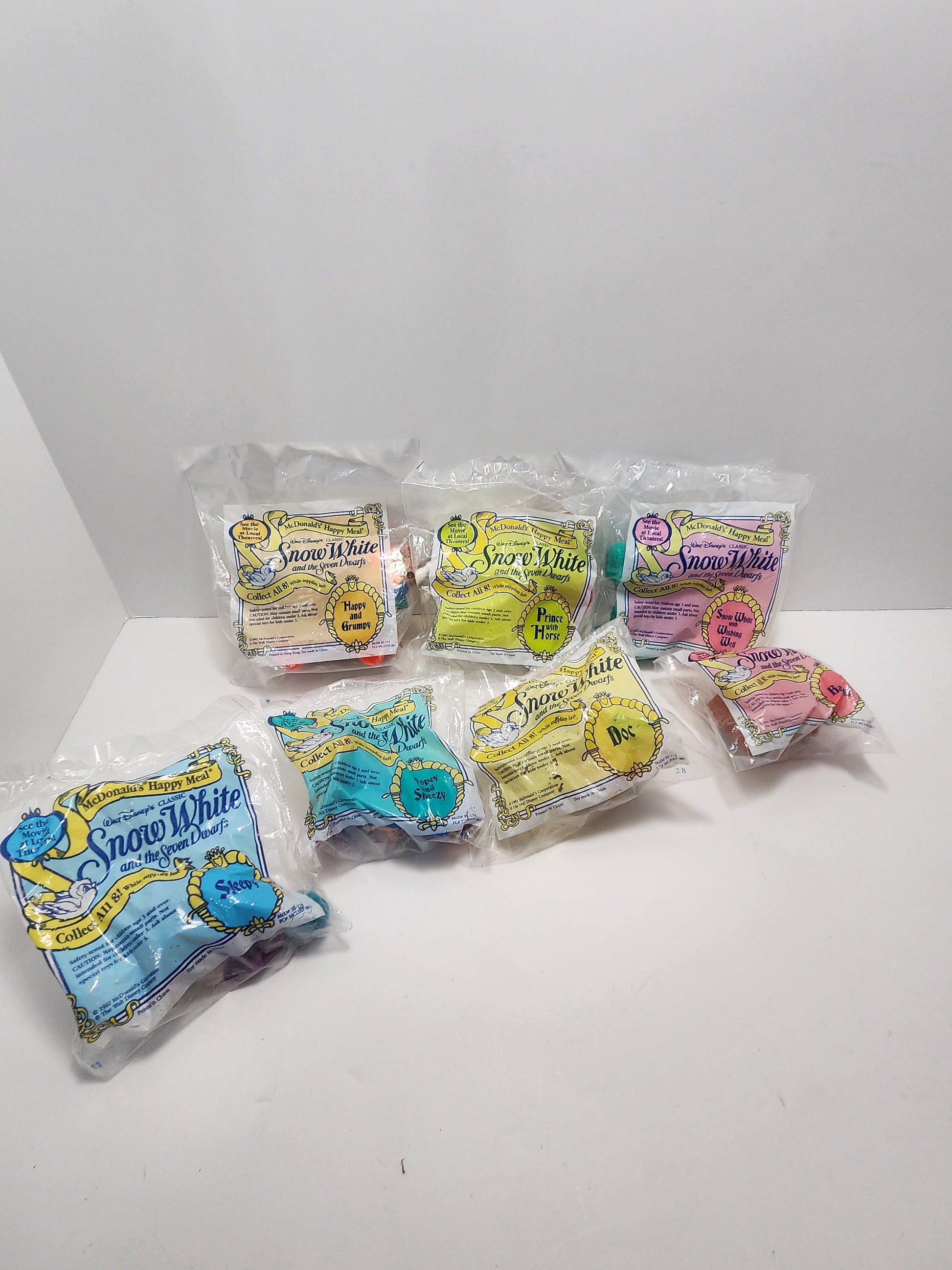 Snow White Vintage 1990s Disney Happy Meal Toys Set - Disney - Happy Meal Toys - Snow White - Happy Meal Sets