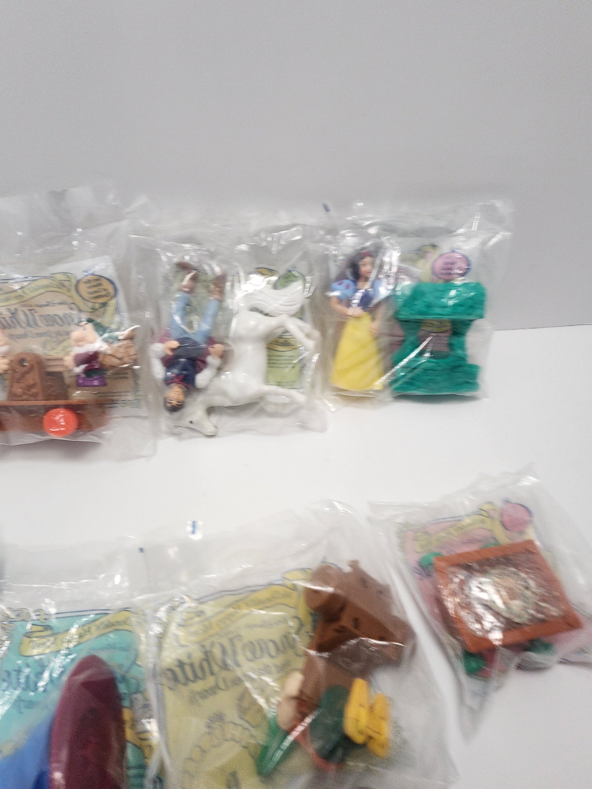 Snow White Vintage 1990s Disney Happy Meal Toys Set - Disney - Happy Meal Toys - Snow White - Happy Meal Sets