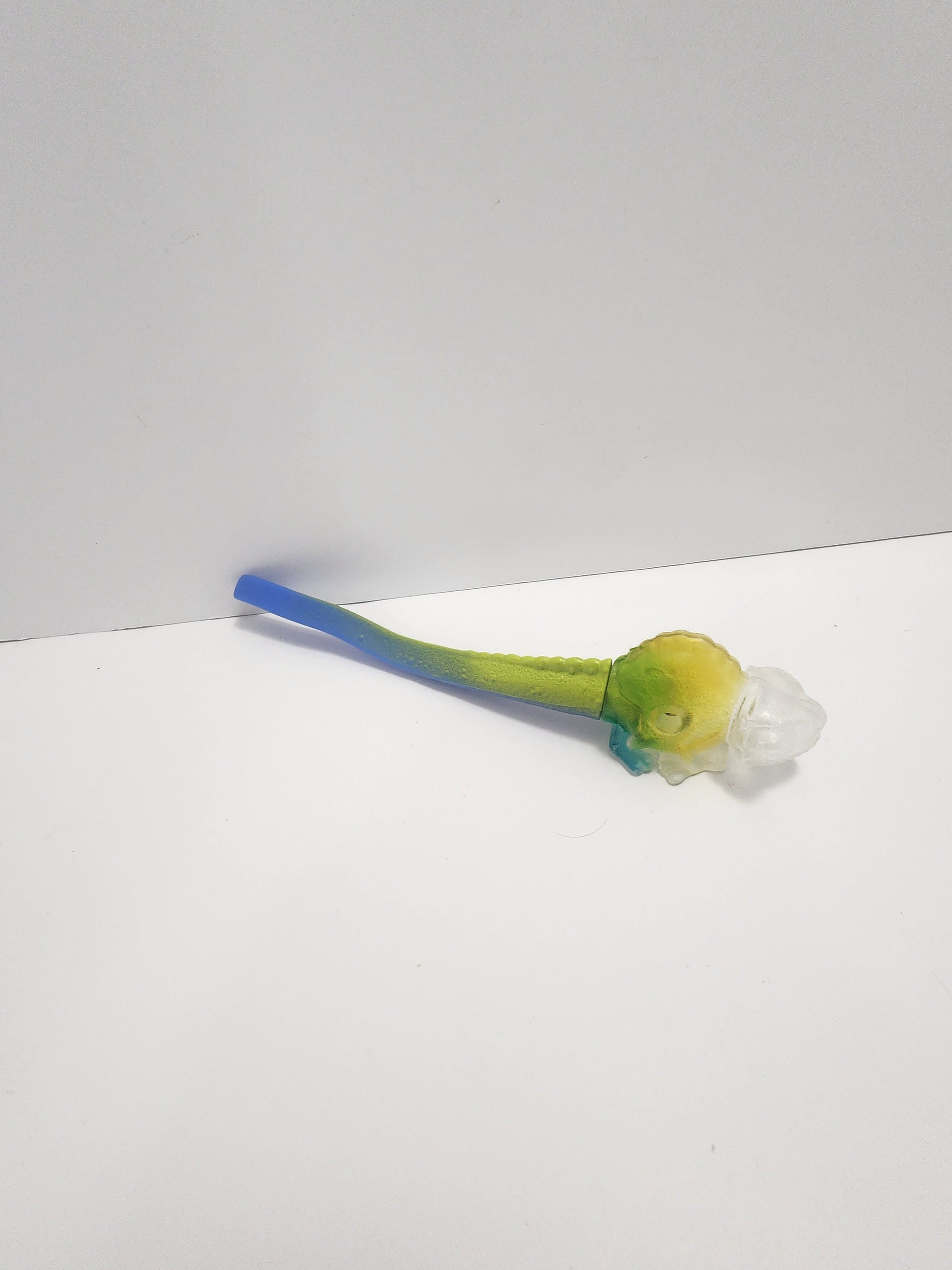 Disney Chameleon Cloak - McDonald's Toys - The Wild - Happ Meal Toys