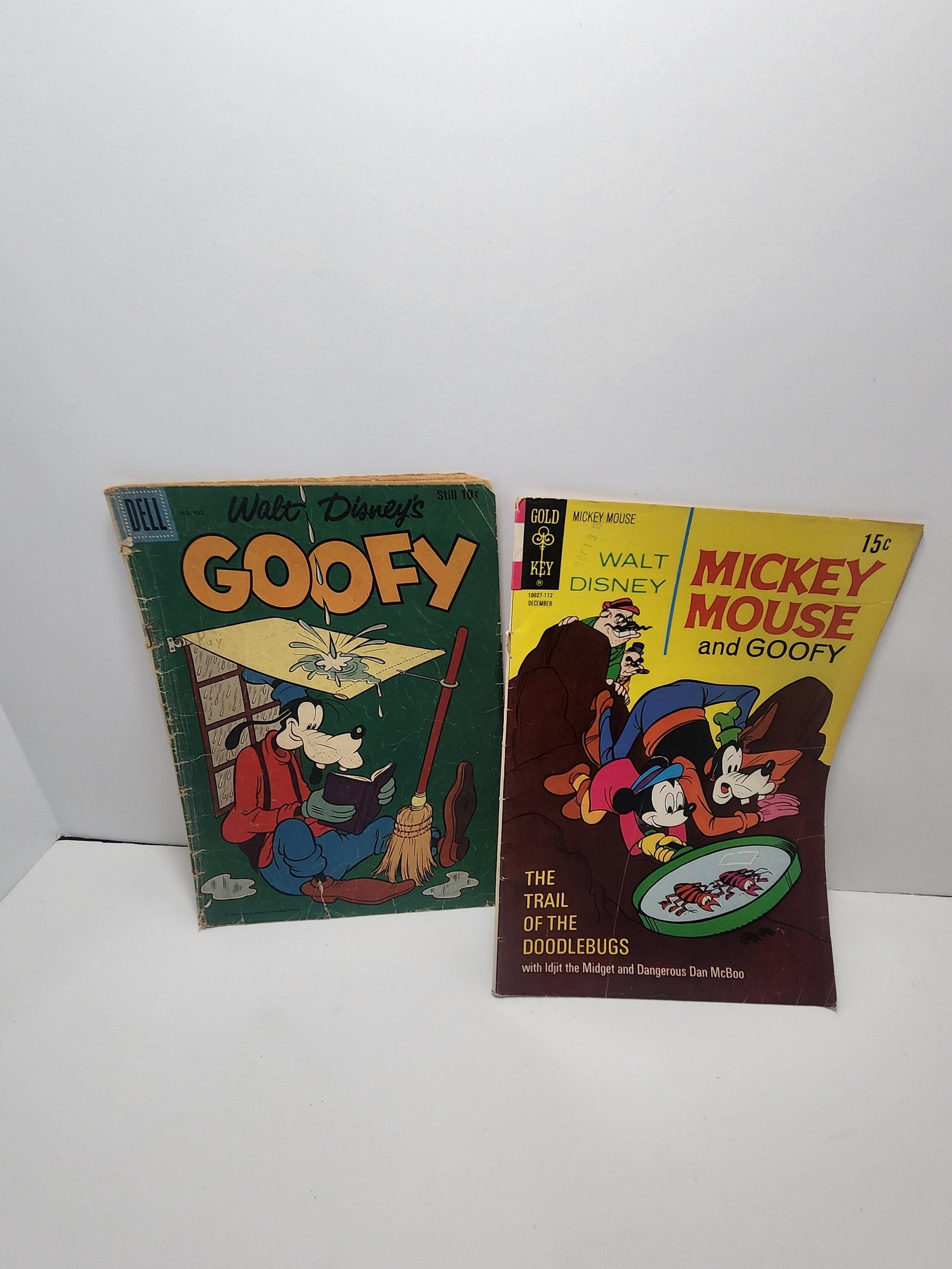 Walt Disney Vintage Comics - Dell Comics - Gold Key Comics - Vintage Comics - Walt Disney Comics - Disney Comics