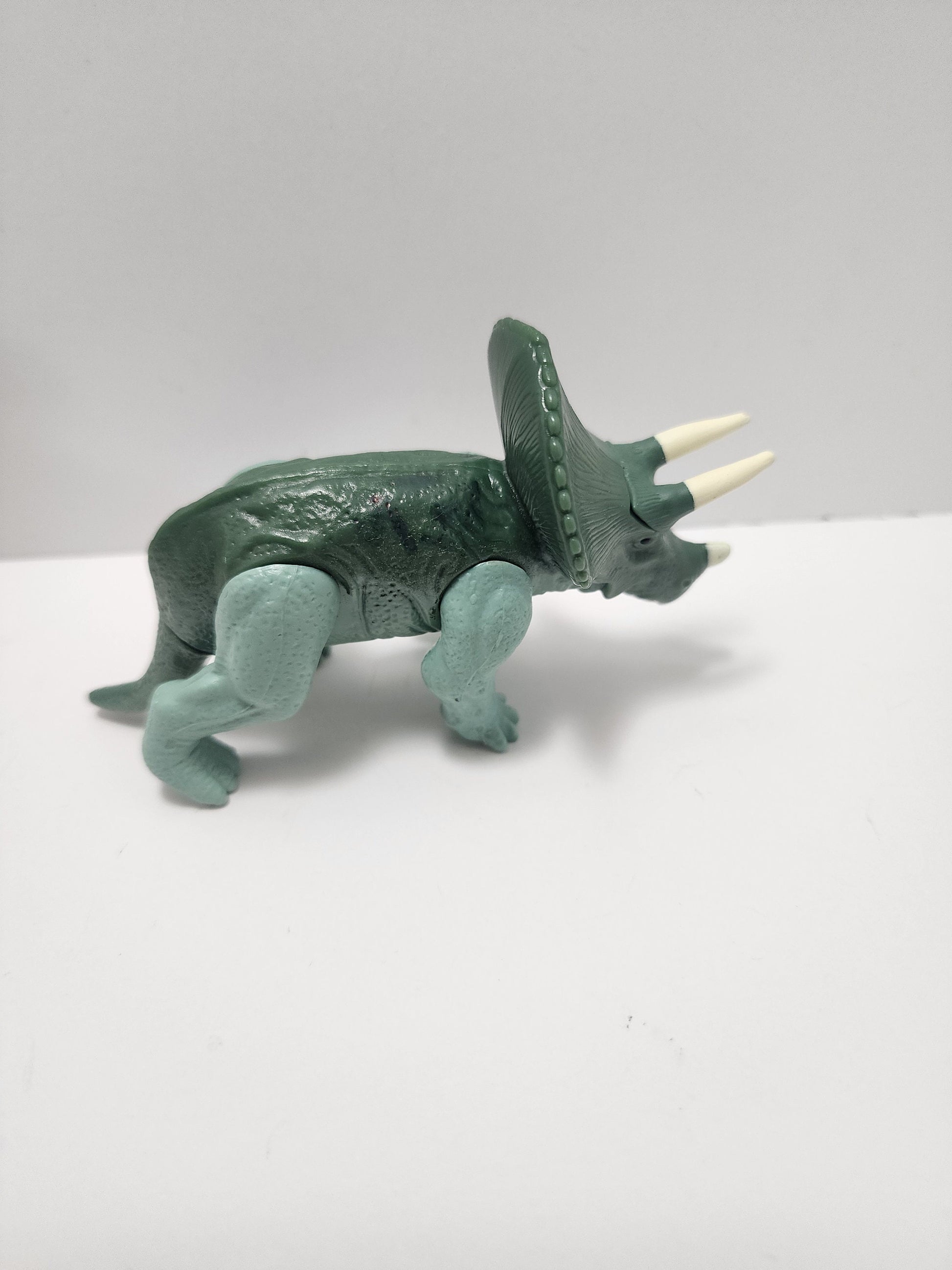 Dinosaur 1998 Triceratops