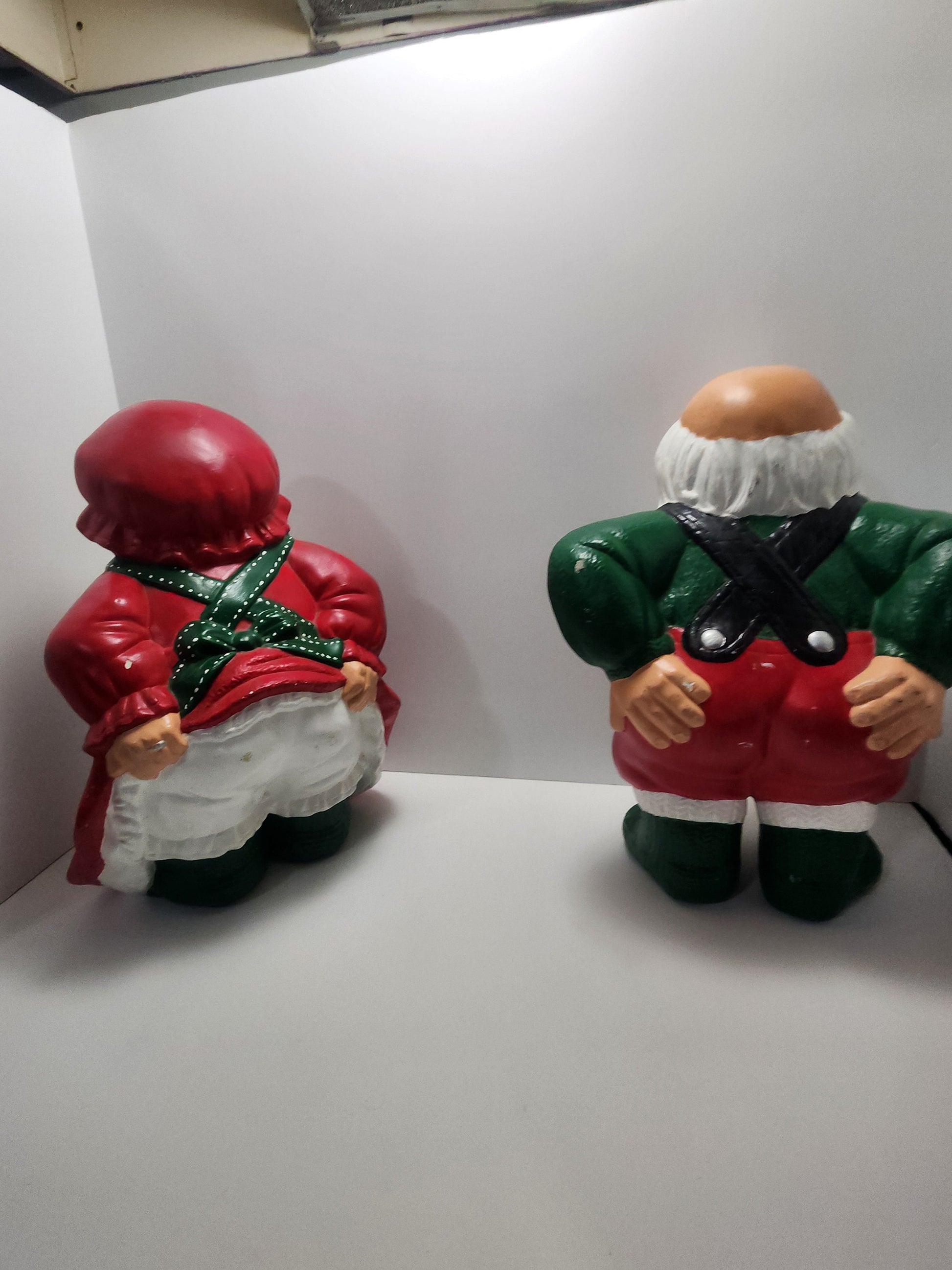 Mr and Mrs Clause Vintage Ceramic Figurines - Santa Clause - Christmas - Ceramic Santa - Ceramic Figurines - Santa Ceramic Figures - Santa
