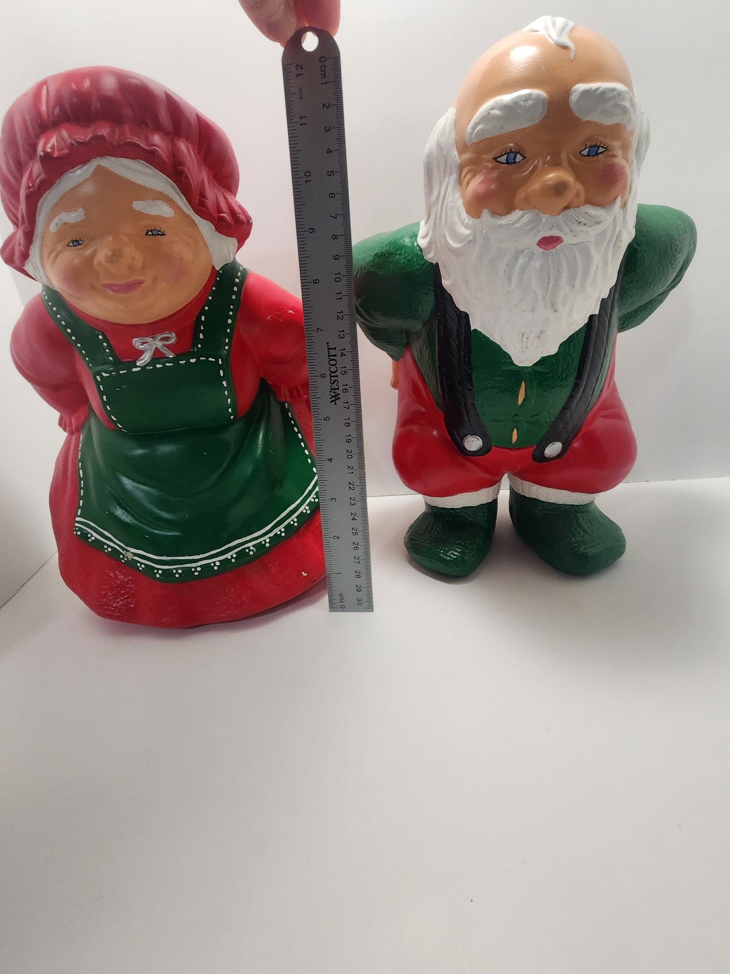 Mr and Mrs Clause Vintage Ceramic Figurines - Santa Clause - Christmas - Ceramic Santa - Ceramic Figurines - Santa Ceramic Figures - Santa