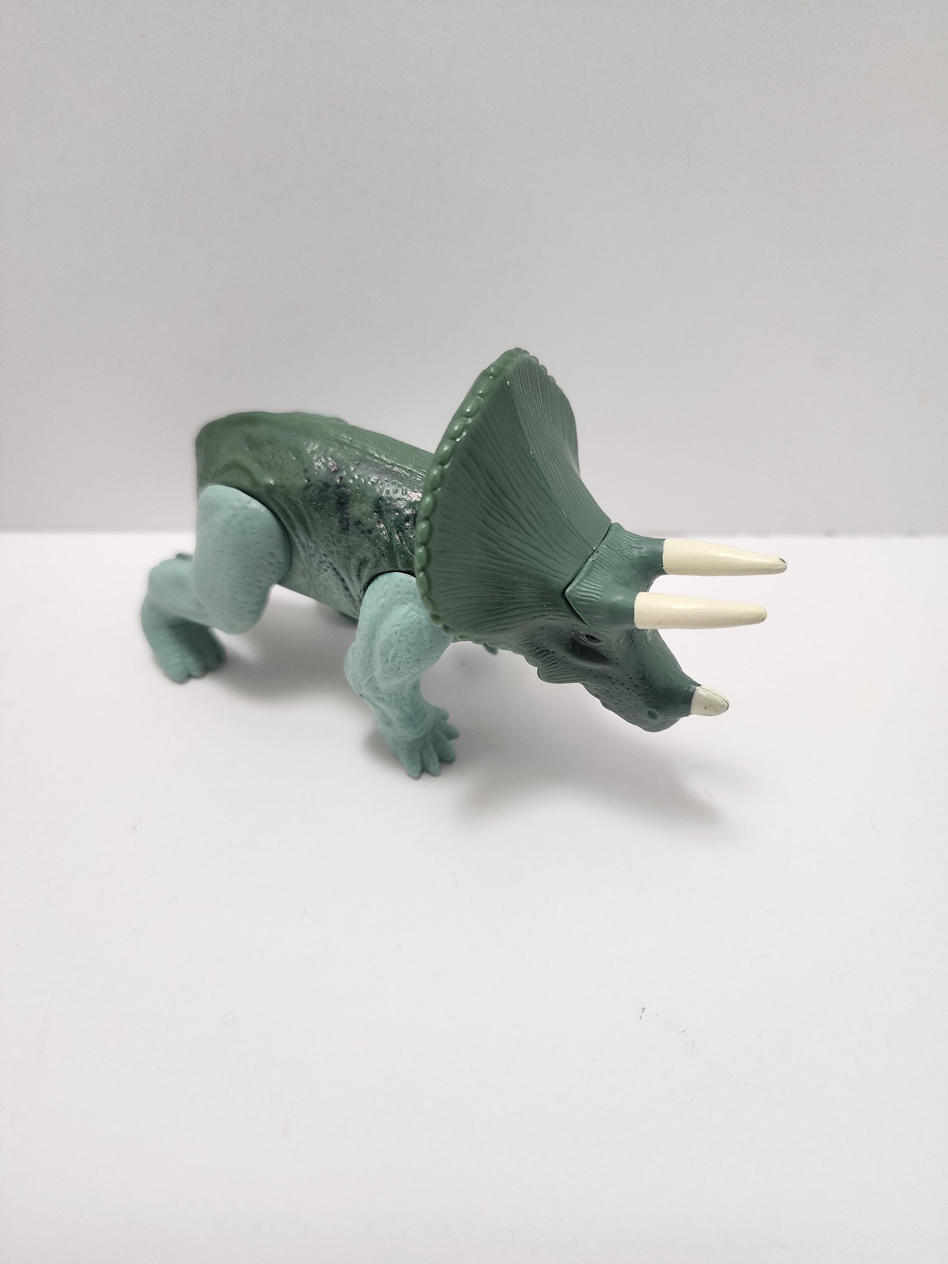 Dinosaur 1998 Triceratops