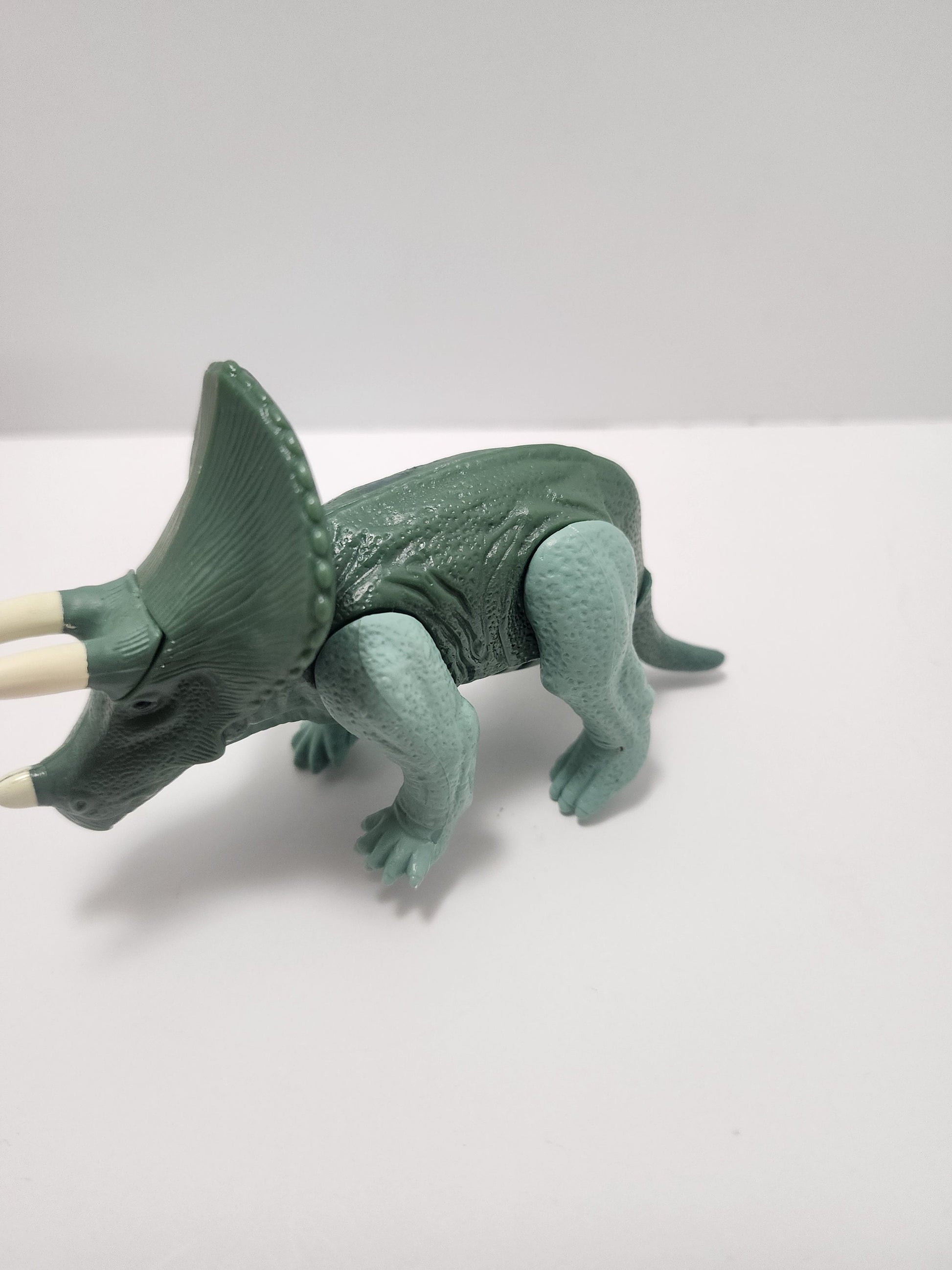 Dinosaur 1998 Triceratops