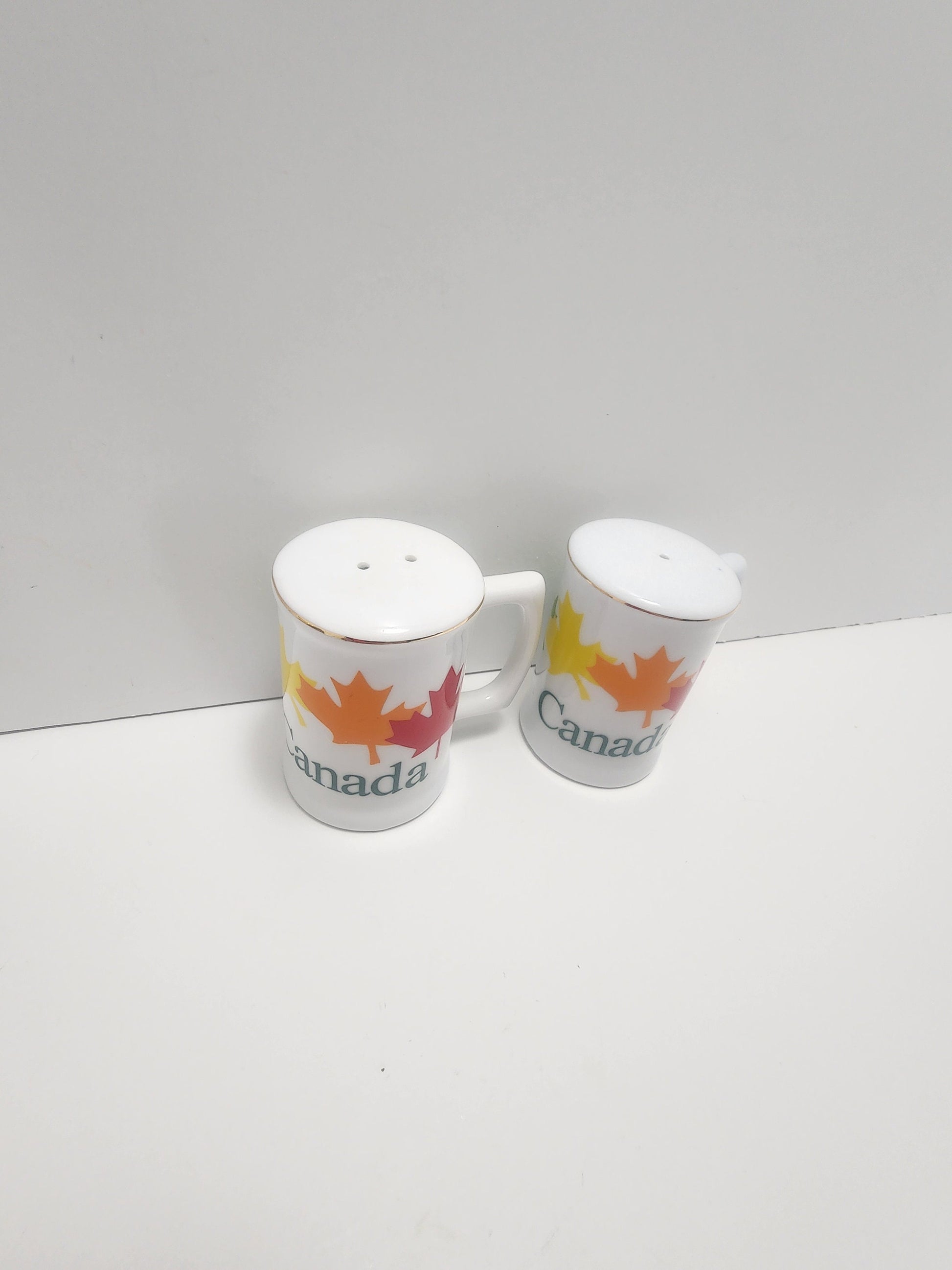 Salt and Pepper Shakers - Vintage Kitchen - Kitchen - Kitchen Decor - Canada - San Diego - California