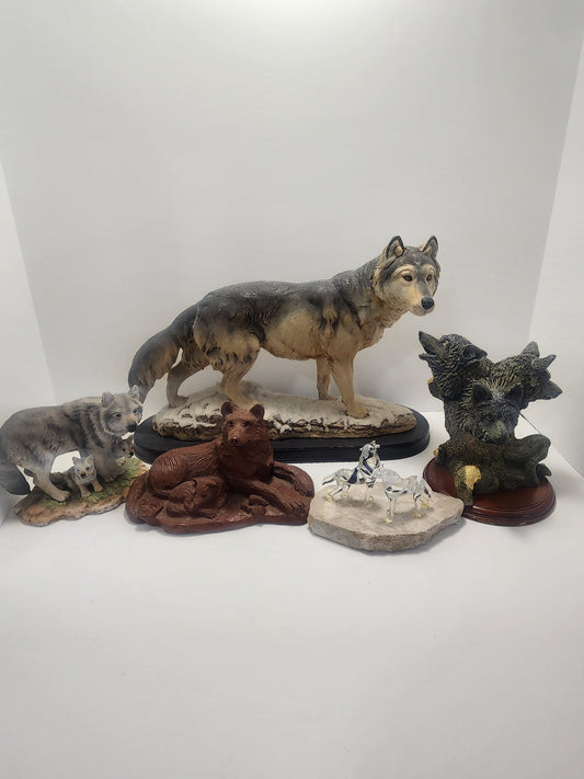 Wolf Figurines - Wolves - Wolf Decor - Animals - Animal Decor