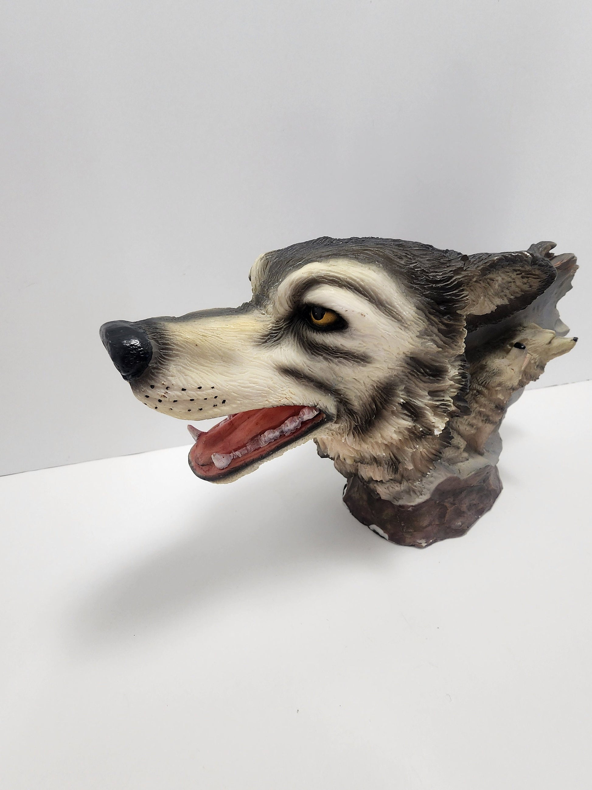 Wolf Decorative Classic Wildlife Wonders Of Wolves - Wolves - Animal Decor - Wildlife Decor - Wolves