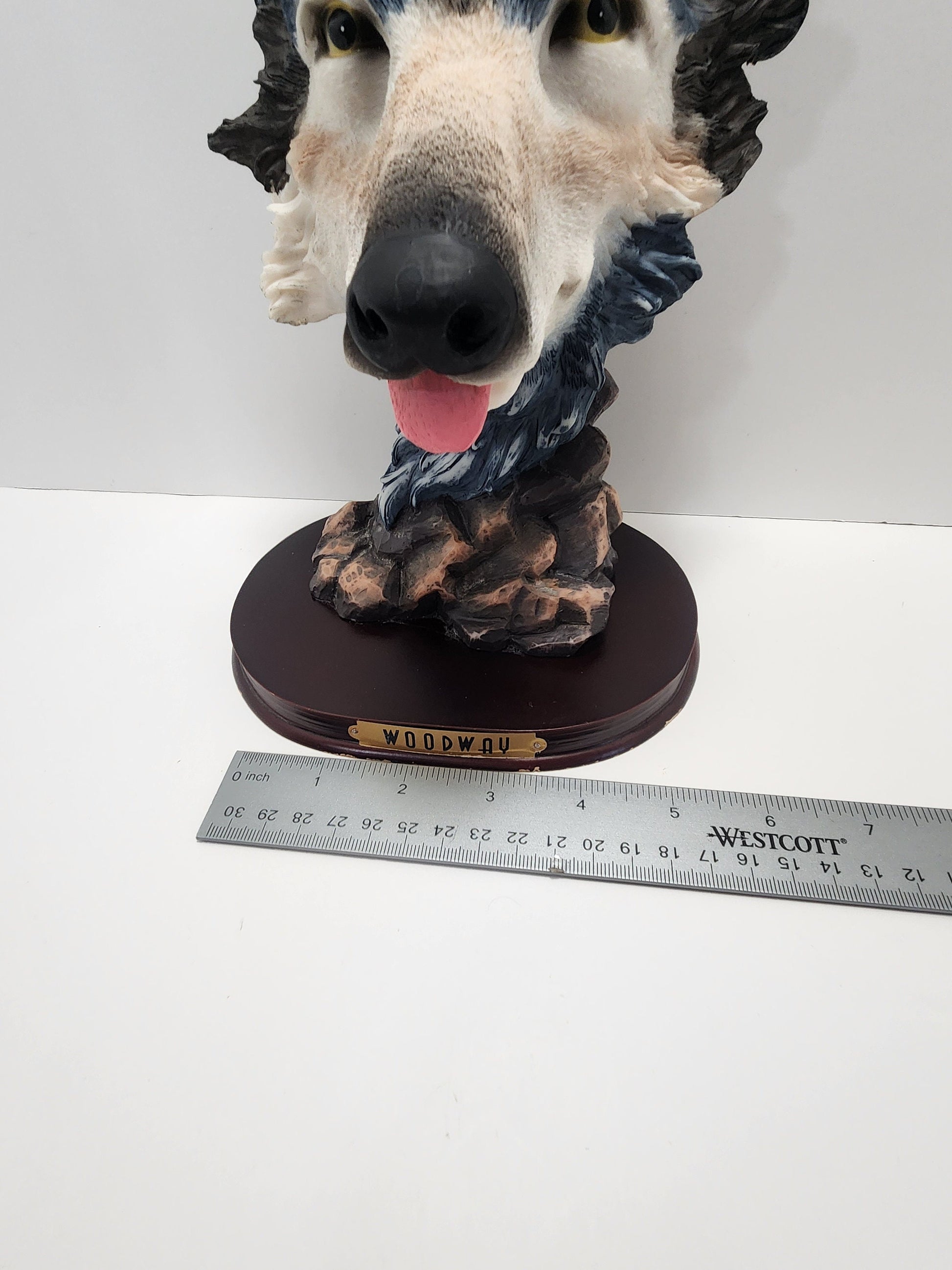 Woodway Wolf Head Figurine - Wolves - Wolf Figurines - Animals - Animal Heads