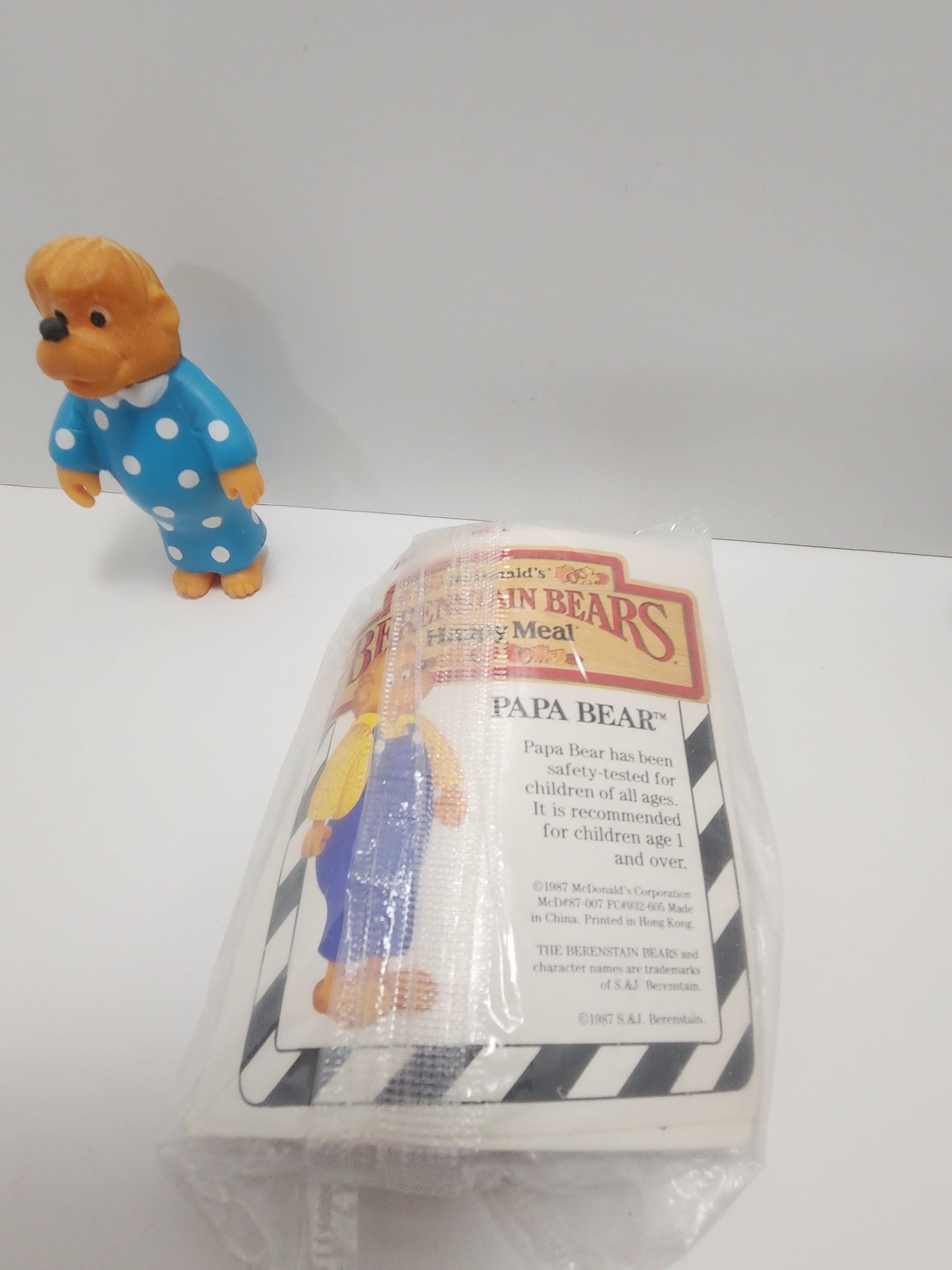 Berenstain Bears 1986 Small Figure - Berenstain Bears - Mom - Action Figures - Berenstain Bears Toys - Vintage Toys - McDonald's Toys - Toys