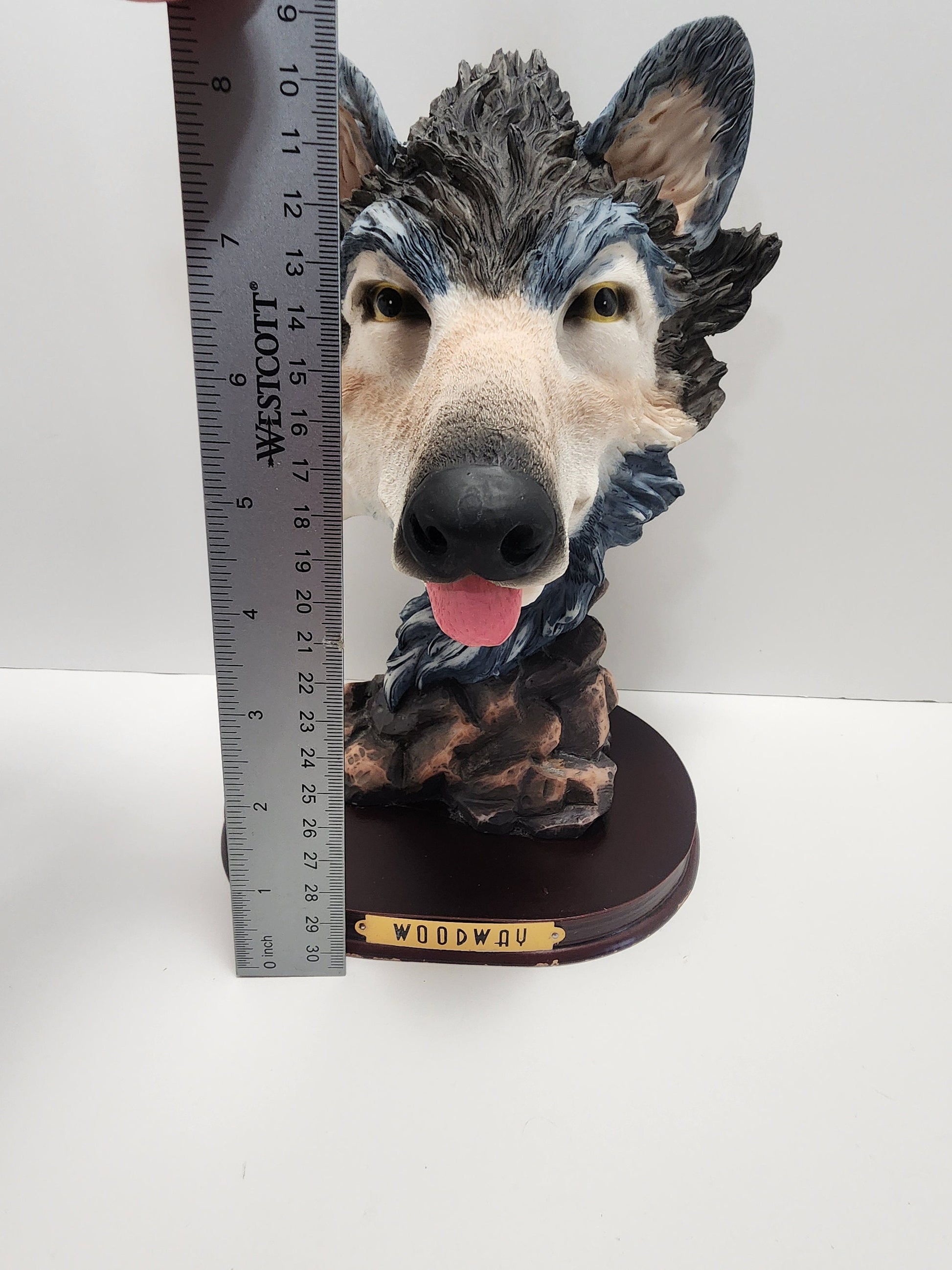 Woodway Wolf Head Figurine - Wolves - Wolf Figurines - Animals - Animal Heads