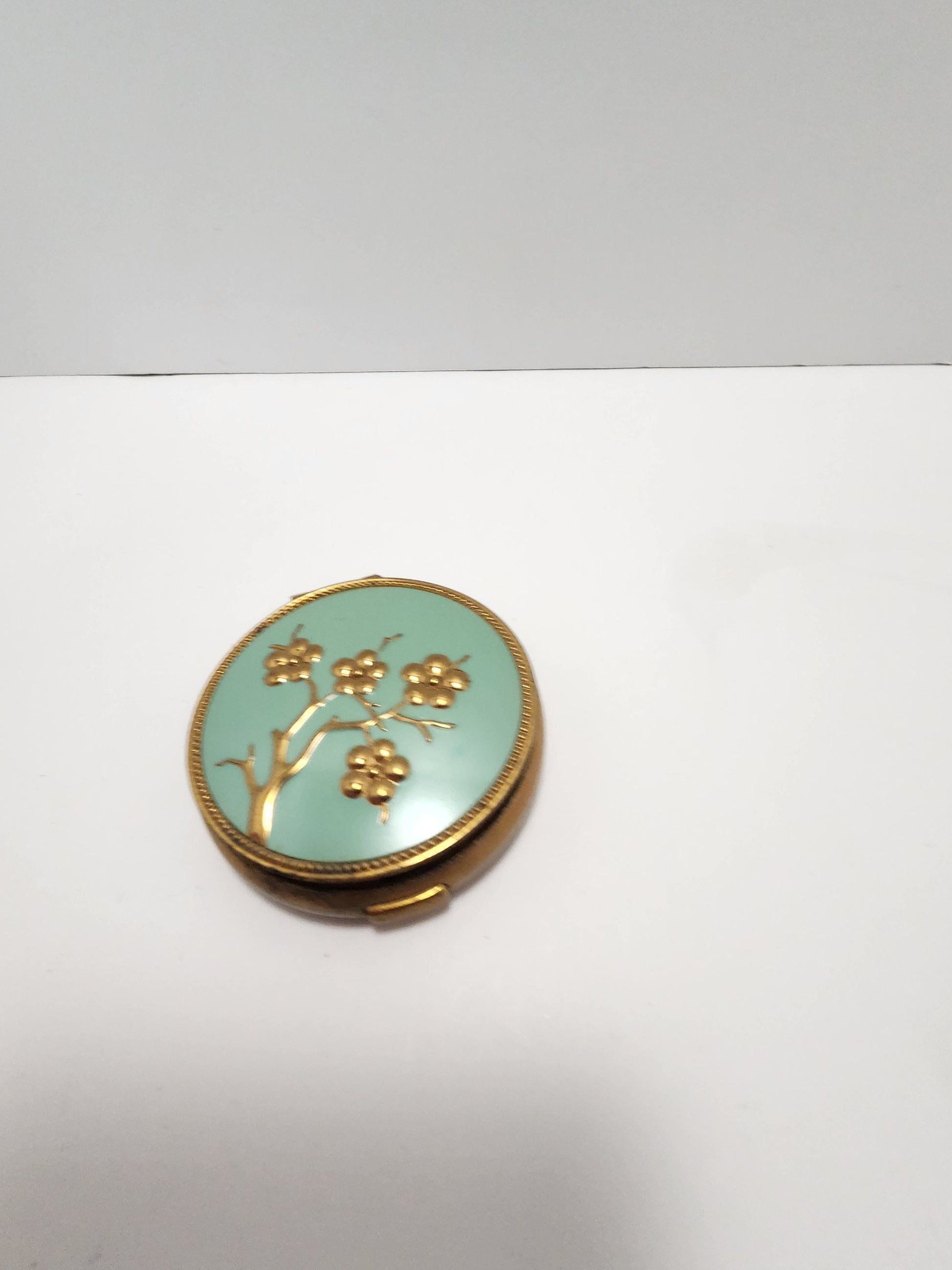 Vintage Makeup Powder Compact - Make Up - Powder - Cosmetics - Compact Powder - Compact Make Up