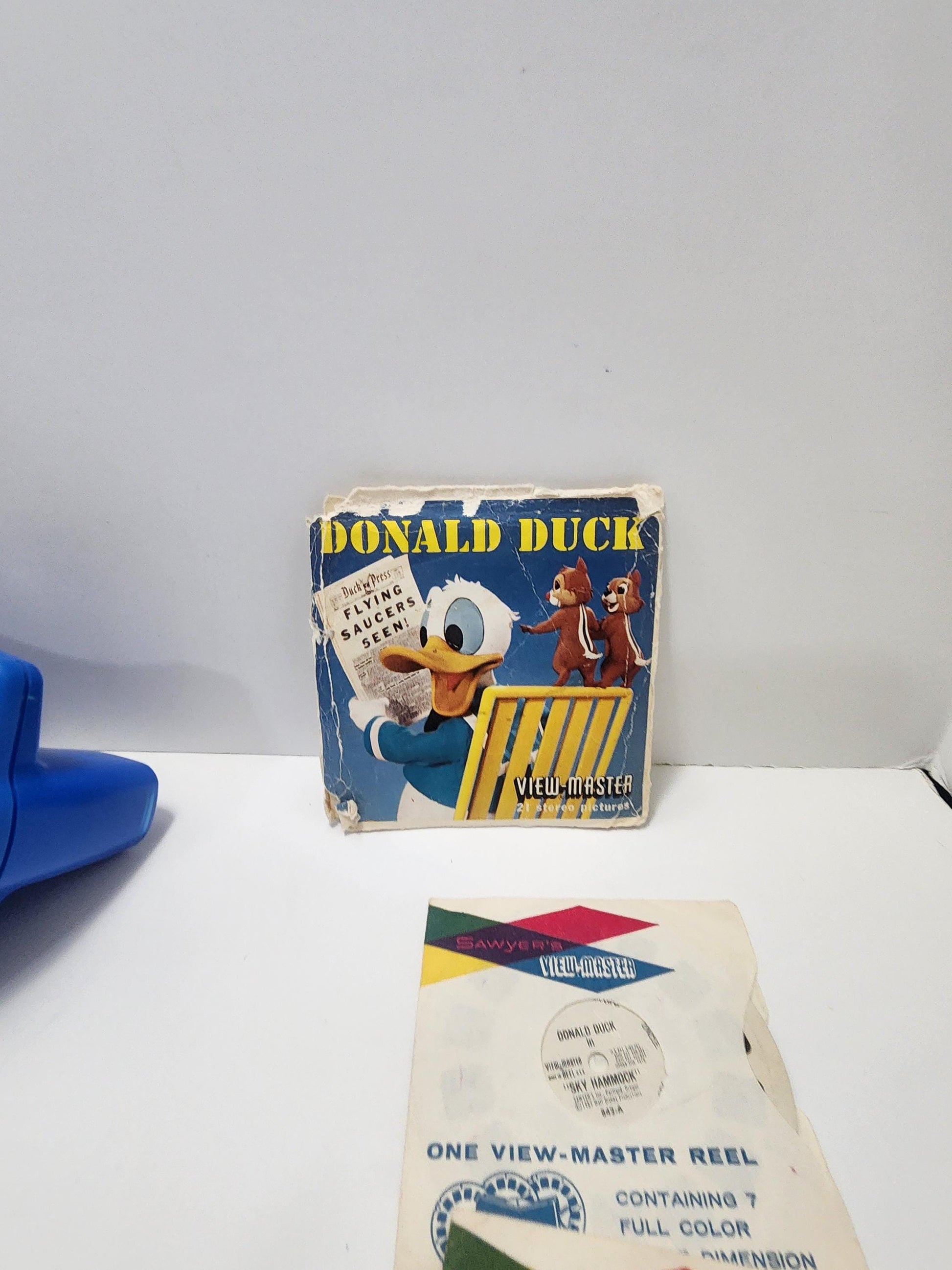 Viewmaster And Vintage Reels - View Master - Viewmaster Reels - Robin Hood - Donald Duck - Vintage Toys - Magic Carpet - Lone Ranger
