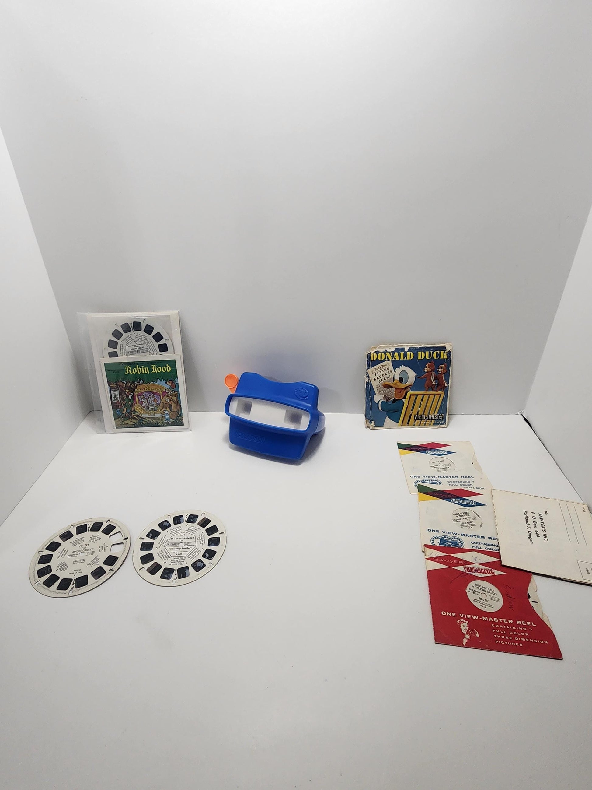 Viewmaster And Vintage Reels - View Master - Viewmaster Reels - Robin Hood - Donald Duck - Vintage Toys - Magic Carpet - Lone Ranger