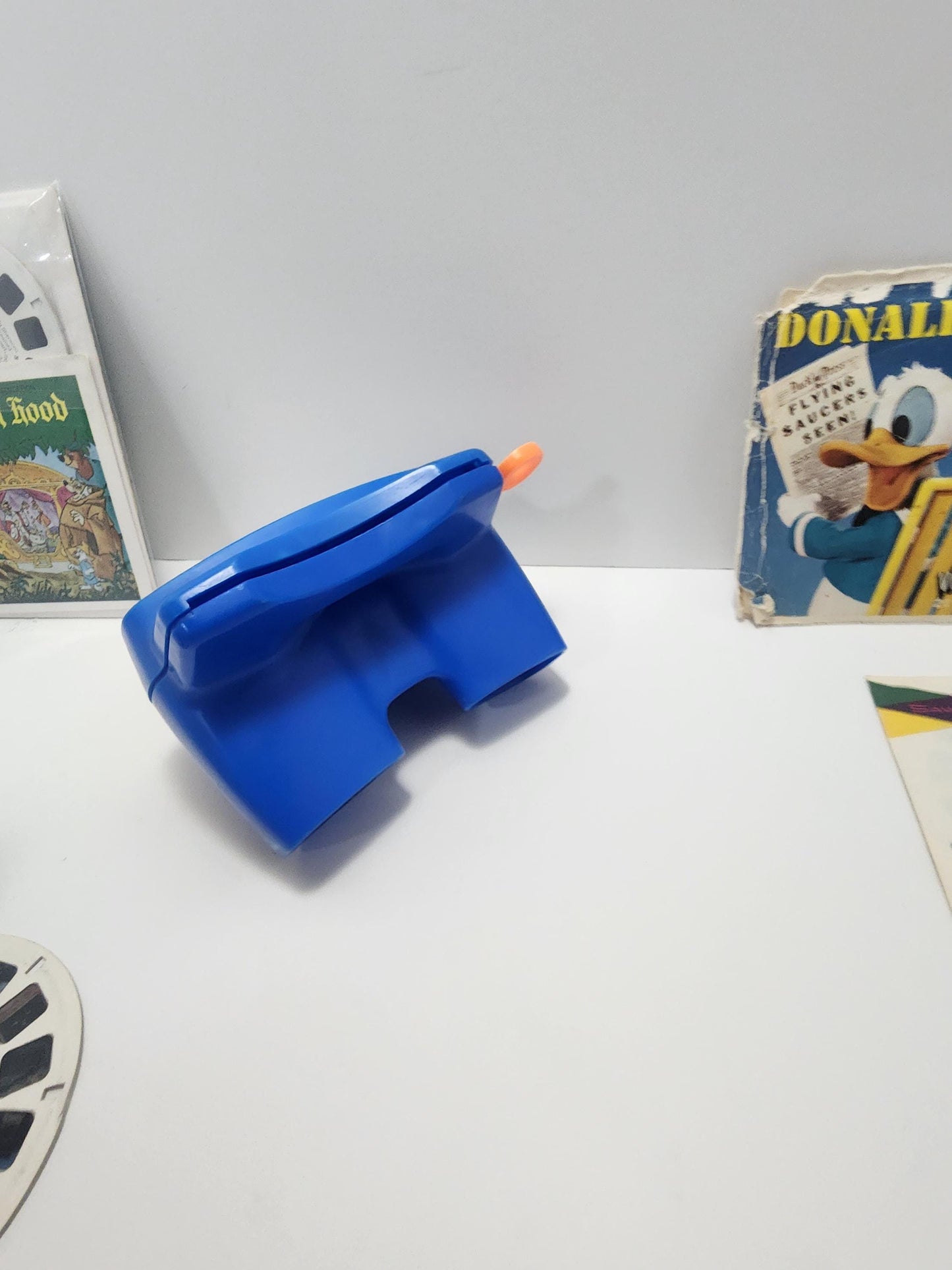 Viewmaster And Vintage Reels - View Master - Viewmaster Reels - Robin Hood - Donald Duck - Vintage Toys - Magic Carpet - Lone Ranger