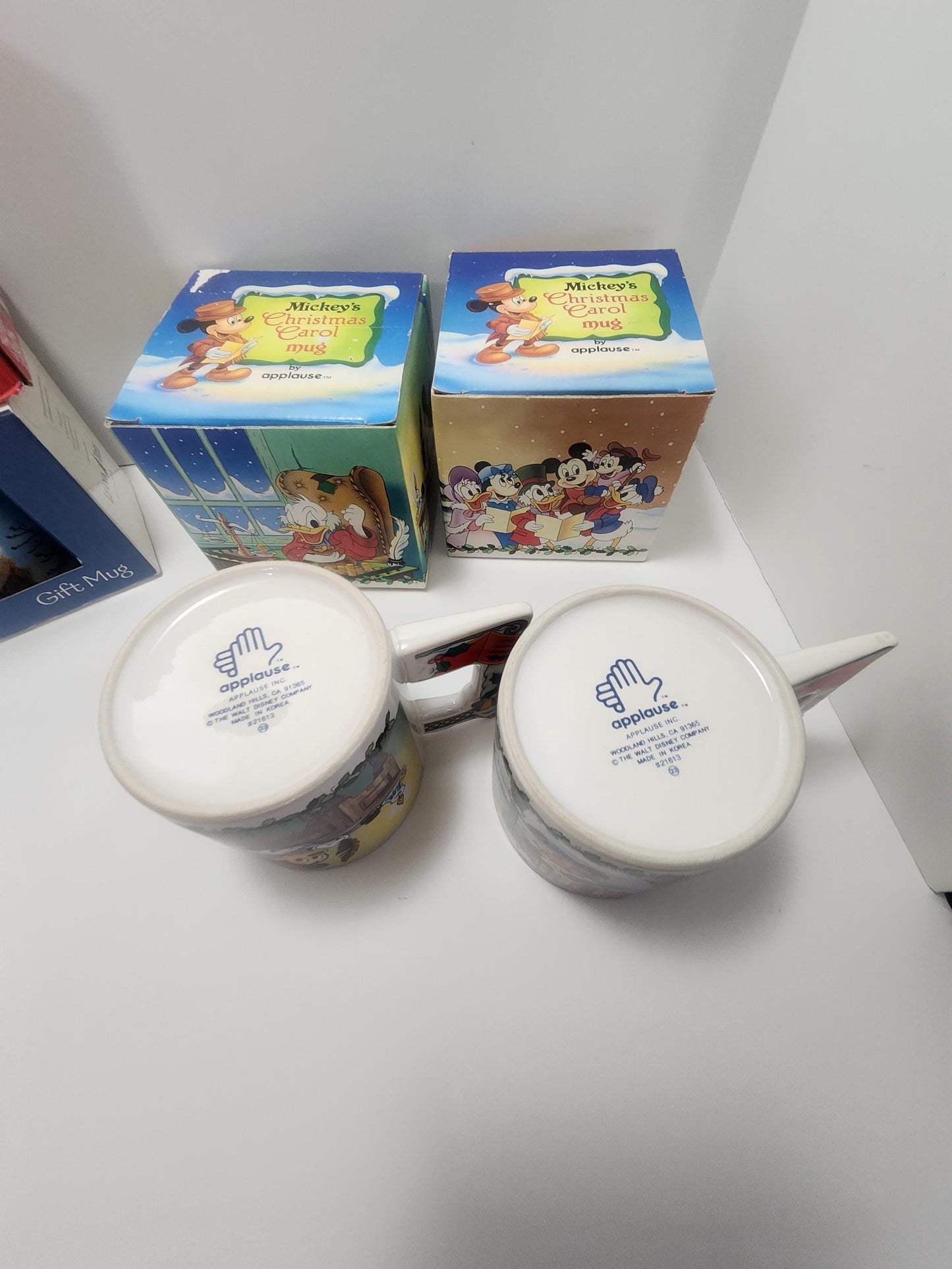 Christmas 1990s Vintage Mugs - Disney Christmas Carols Mugs - Scrouge Mcduck - Disney - Disney Mugs - Dogs - Noel - Mugs - Vintage Christmas