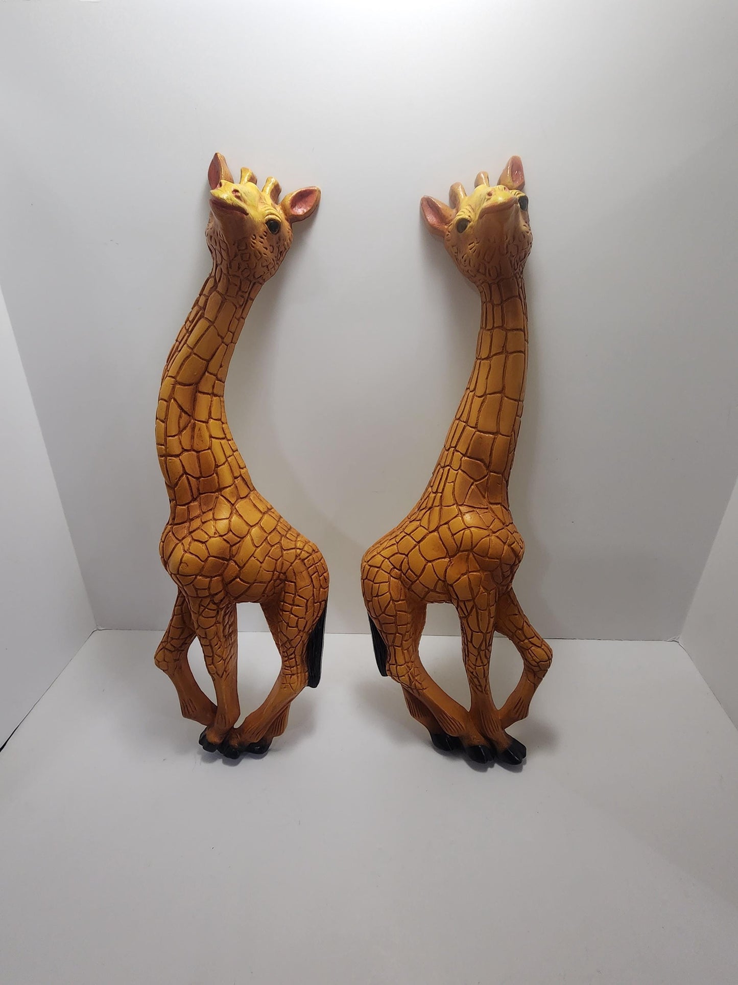 Giraffe Vintage Wall Hangings Set of 2 - Giraffe - Animals - Wall Hangings - Safari - Safari Decor - Vintage Decor