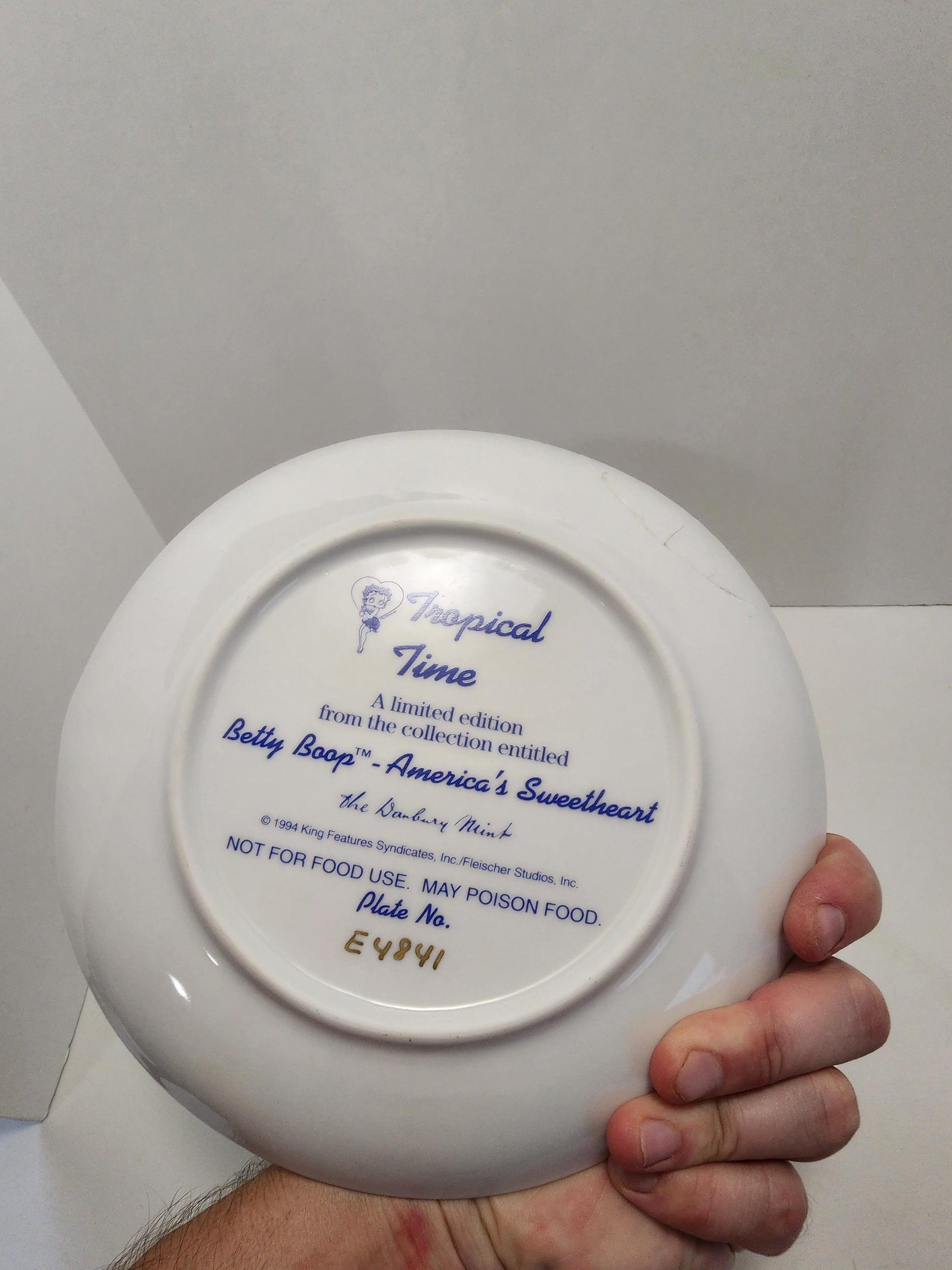 Betty Boop 1990 Tropical Time Collectible Plate - Plates - Collectible Plates - Character Plates - Betty Boop - Betty Boop Plate