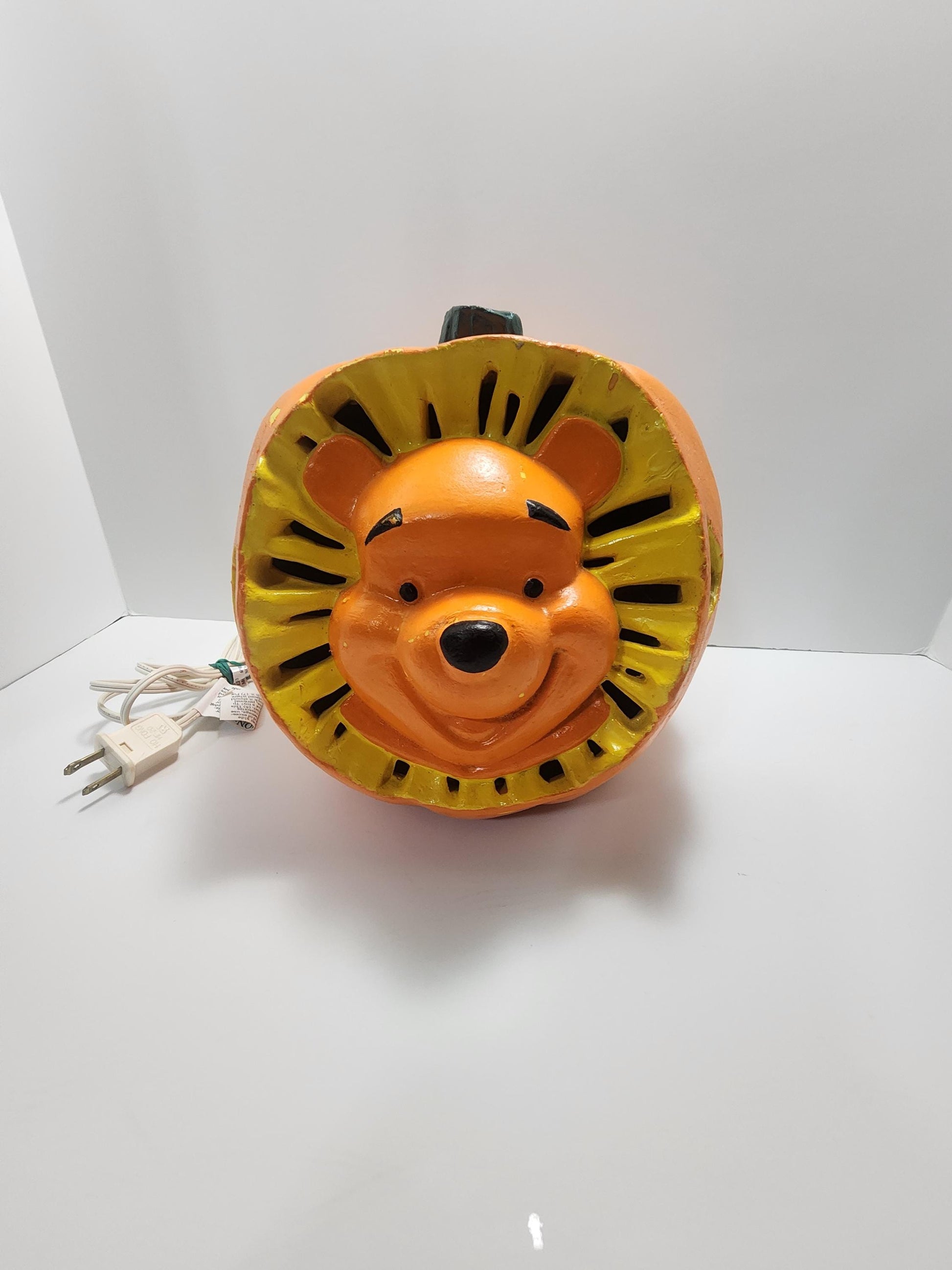 Disney 1999 Winnie The Pooh Vintage Light Up Pumpkin Jack O Latern - Halloween - Hallween Decor - Pumpkins - Jackolatern - Winnie The Pooh