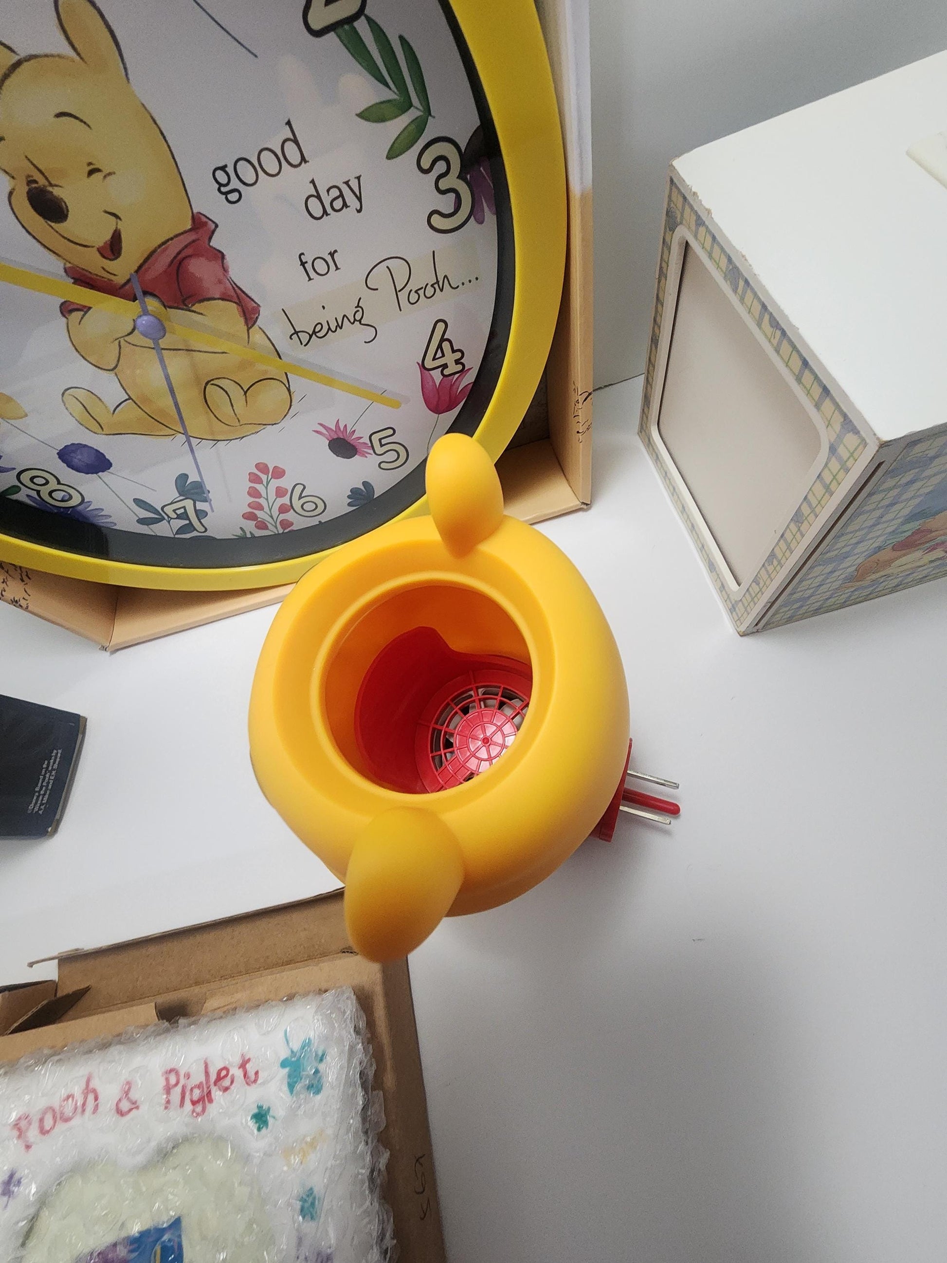 Winnie The Pooh Disney Decor & Gifts - Disney - Winnie The Pooh - Clocks - Calendars - Photo Frames - Scentsy - Coin Bank