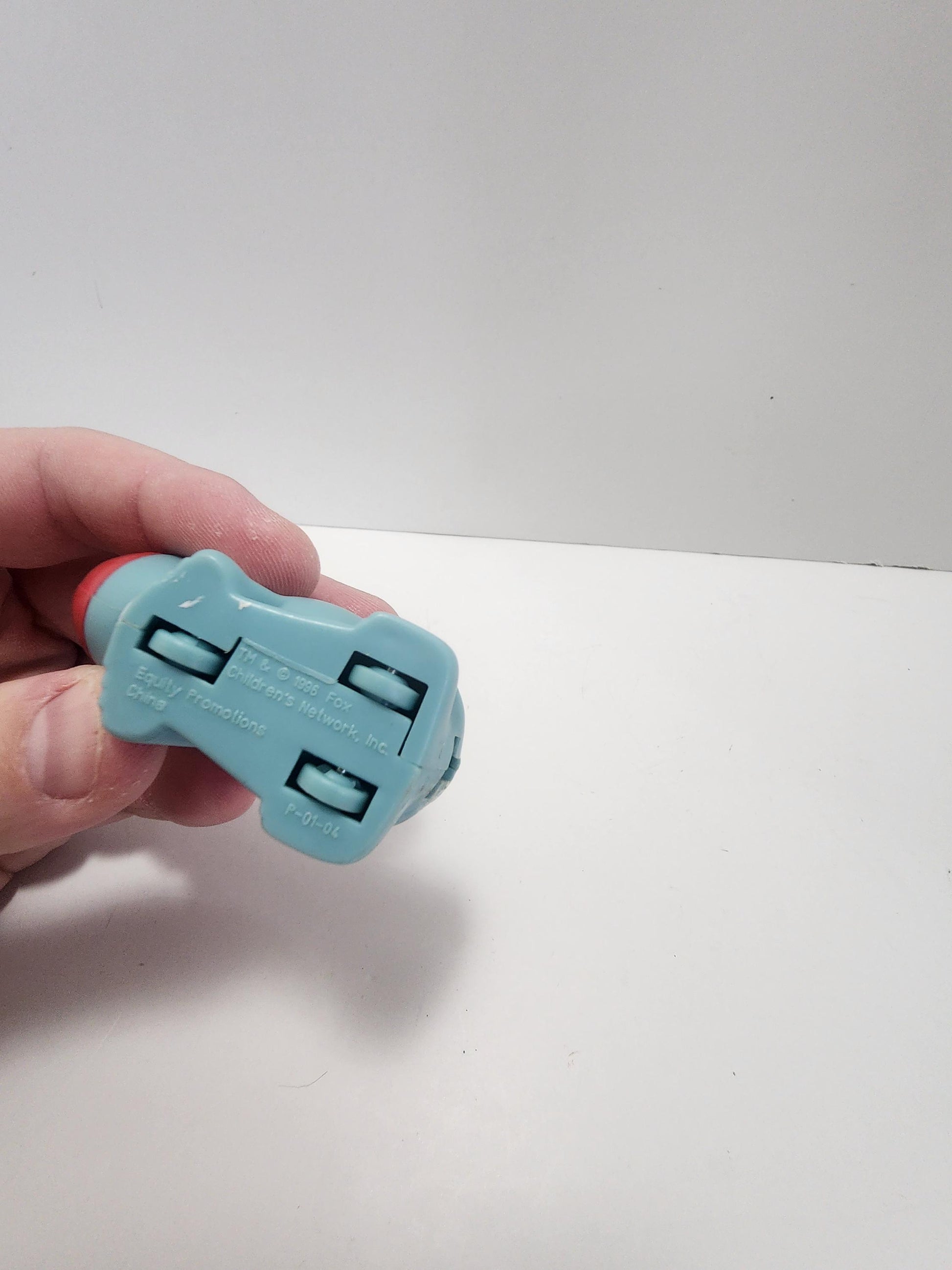 Sharky The Shark Dog 1996 Fox Eek The Cat - Eek The Cat - Fox Toys - Sharky - Shark Dog - Hardee's- McDonald's- Happy Meal Toys