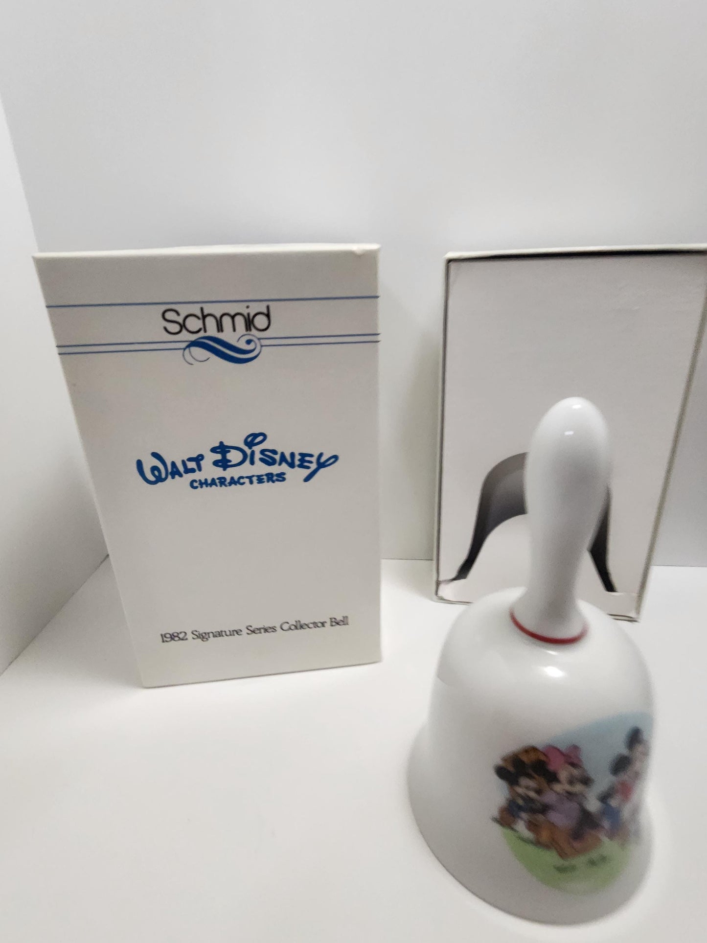 Disney World 1982 Signature Series Collectable Bell - Nestlé Walt Disney 25th Anniversary Musical Tin - Tins - Walt Disney - Disney World