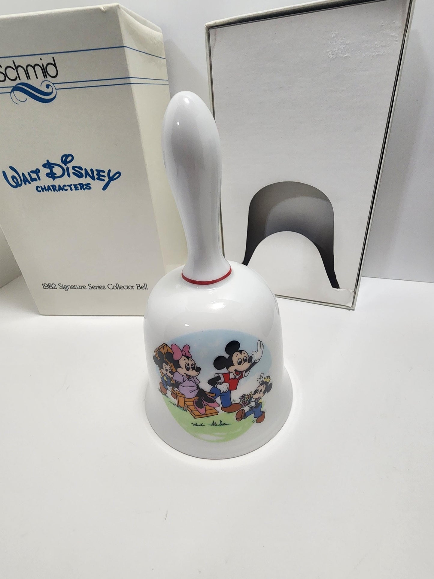 Disney World 1982 Signature Series Collectable Bell - Nestlé Walt Disney 25th Anniversary Musical Tin - Tins - Walt Disney - Disney World