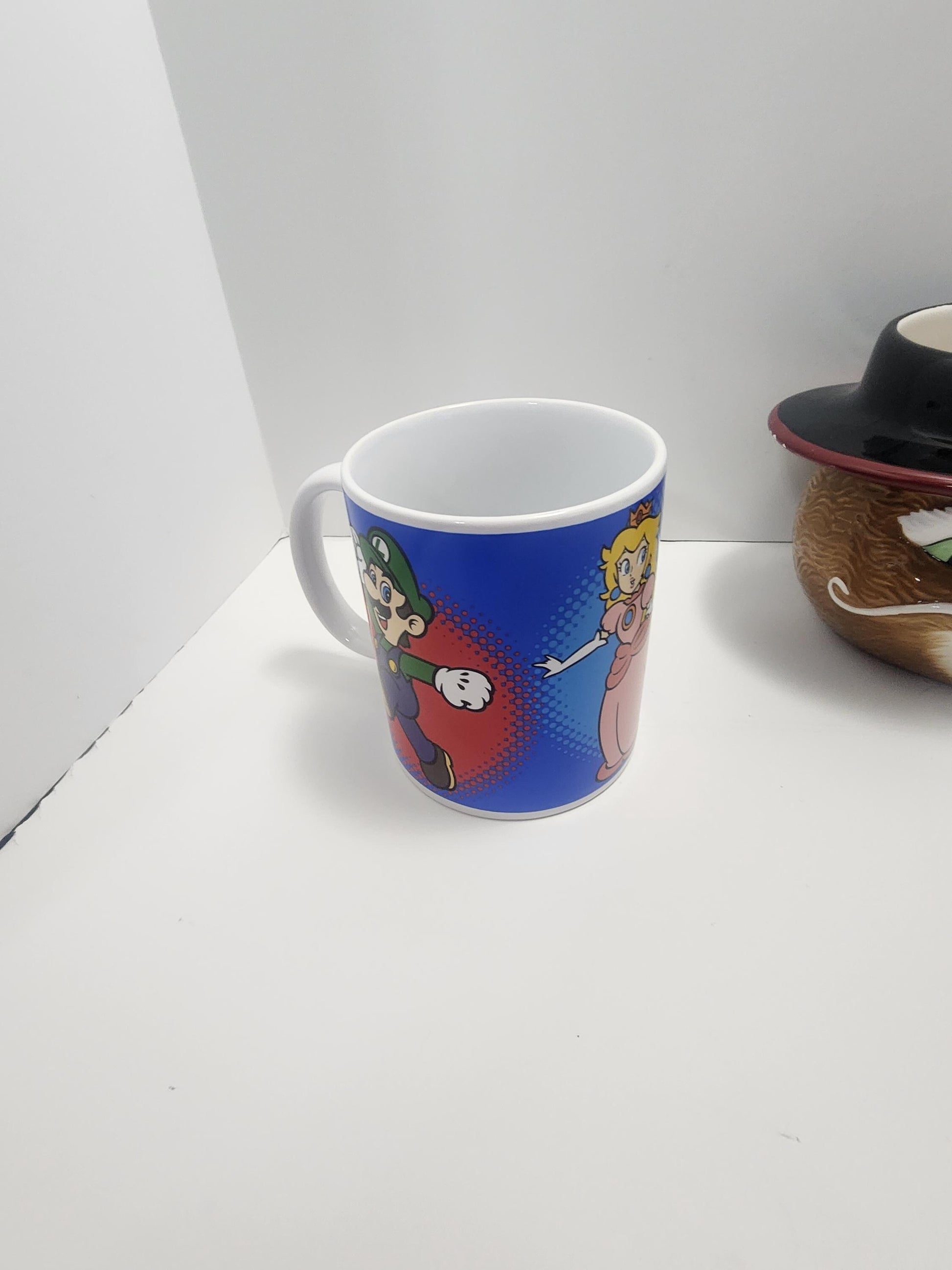 Character Vintage Mugs - Looney Tunes - Shrek - Garfield - Mario - Mugs - Character Mugs - Gift Mugs - Super Mario - Tweety - Puss n Boots