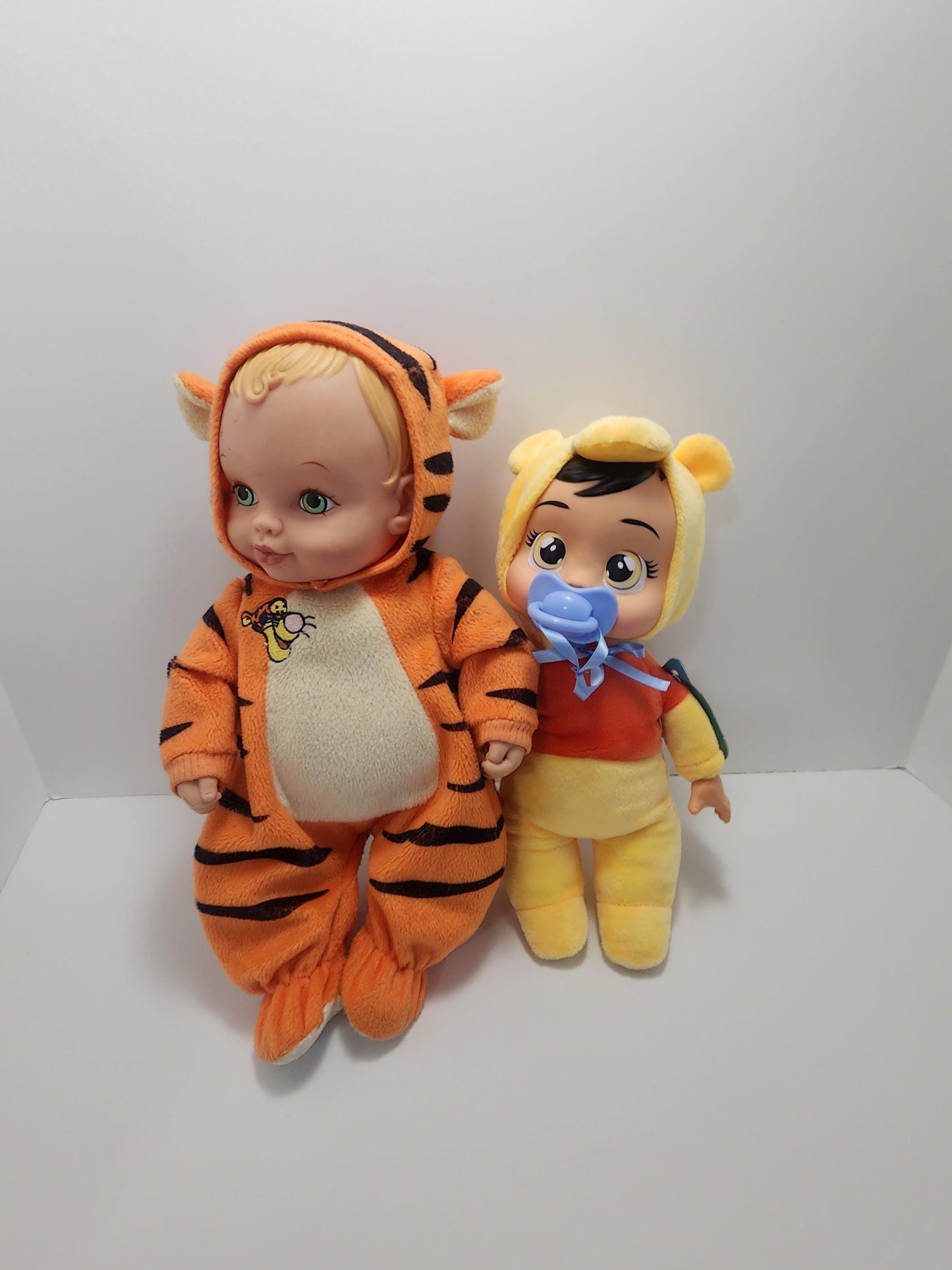 Disney Character Mugs - Mugs - Vintage Mugs - Disney On Ice - Lion King - Gift Mugs - Mickey Mouse - Beauty and the Beast