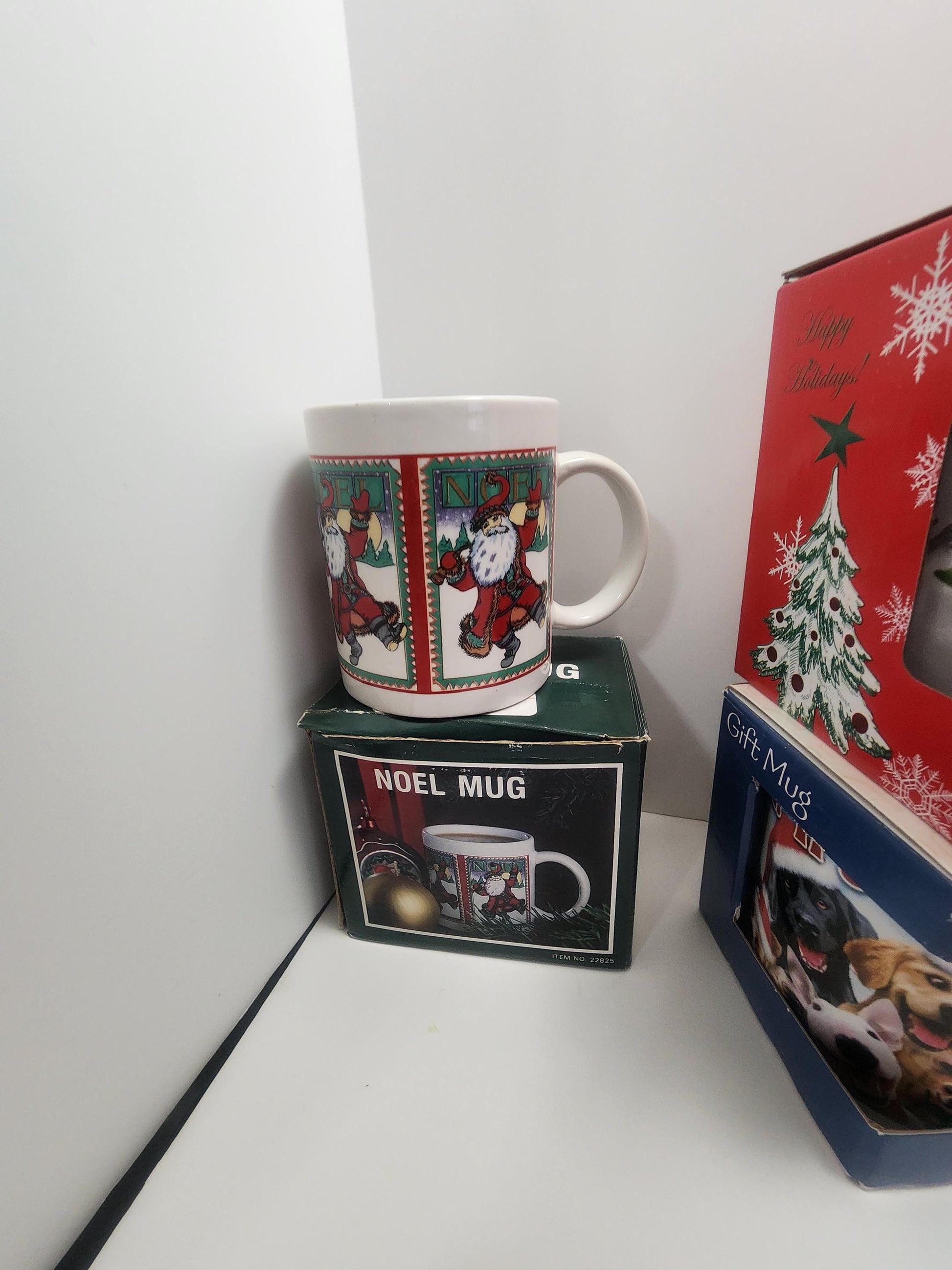 Christmas 1990s Vintage Mugs - Disney Christmas Carols Mugs - Scrouge Mcduck - Disney - Disney Mugs - Dogs - Noel - Mugs - Vintage Christmas