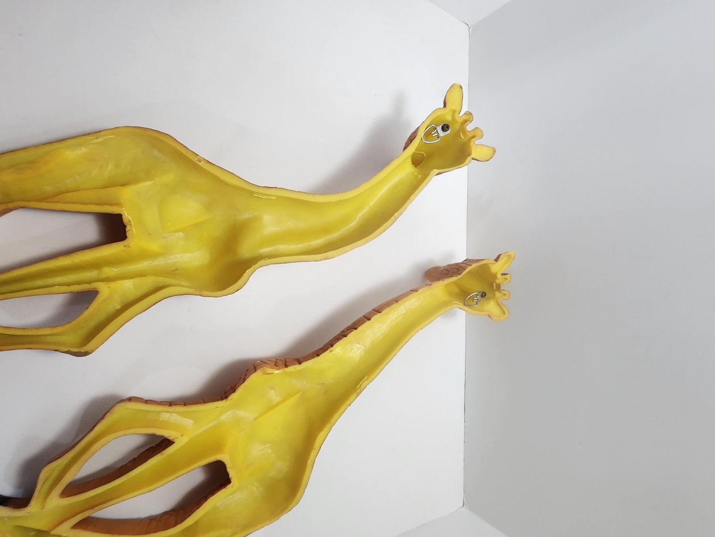 Giraffe Vintage Wall Hangings Set of 2 - Giraffe - Animals - Wall Hangings - Safari - Safari Decor - Vintage Decor