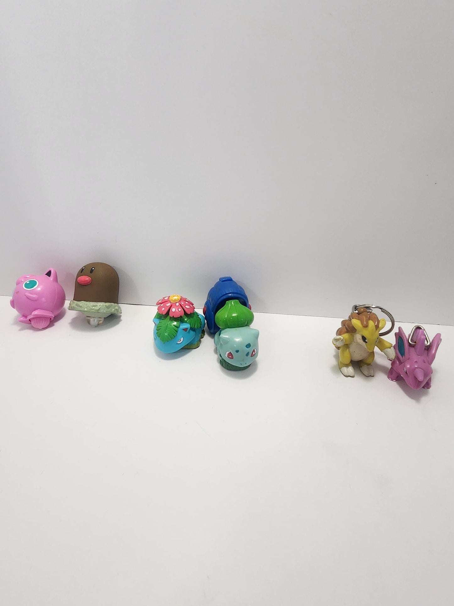 Pokemon Vintage Nitendo and Tomy Toy Figures - Tops - Pokemon - Nitendo Toys - Pokemon Toys - Vintage Toys - Bulbasaur - Jigglypuff
