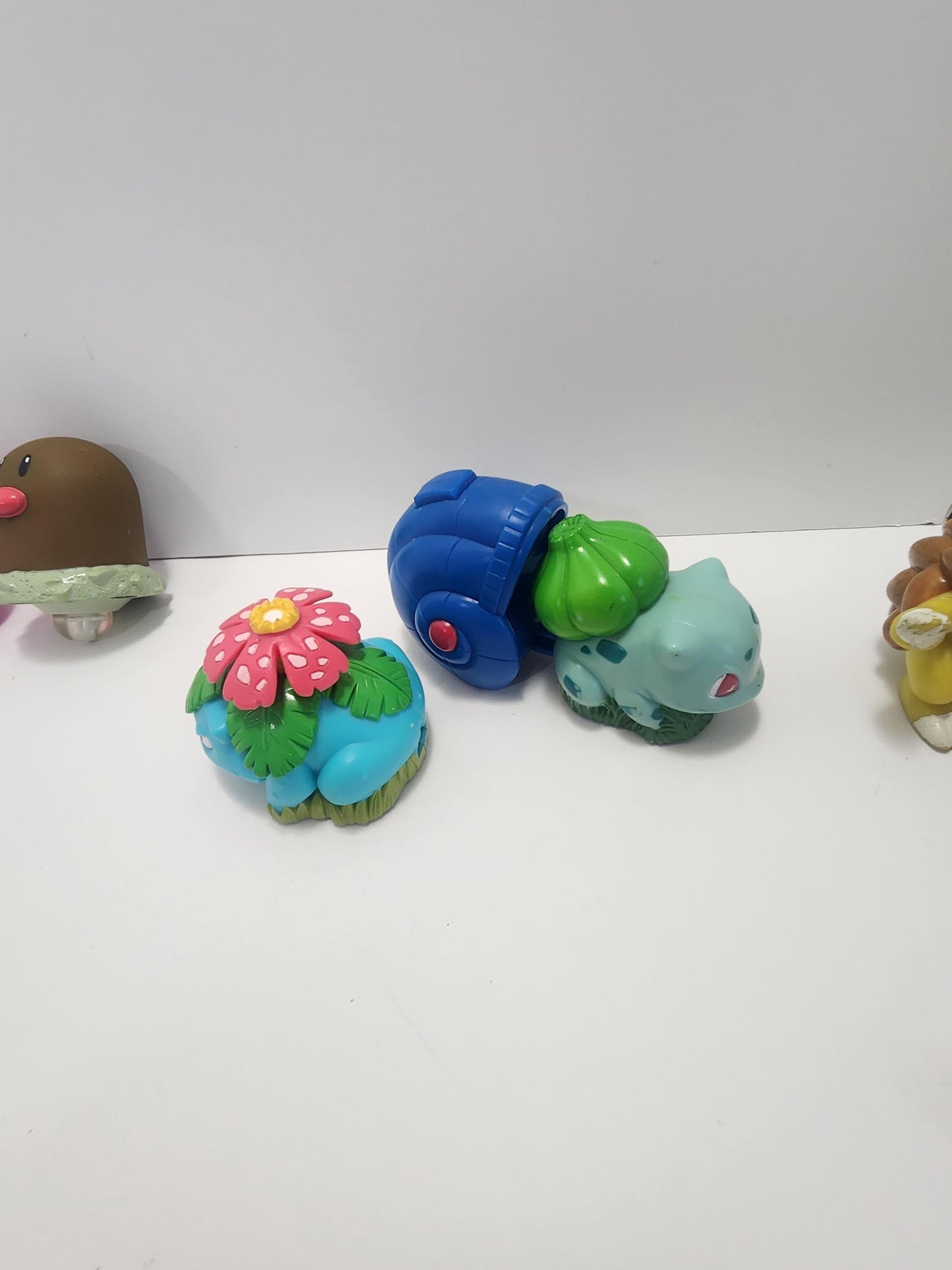 Pokemon Vintage Nitendo and Tomy Toy Figures - Tops - Pokemon - Nitendo Toys - Pokemon Toys - Vintage Toys - Bulbasaur - Jigglypuff