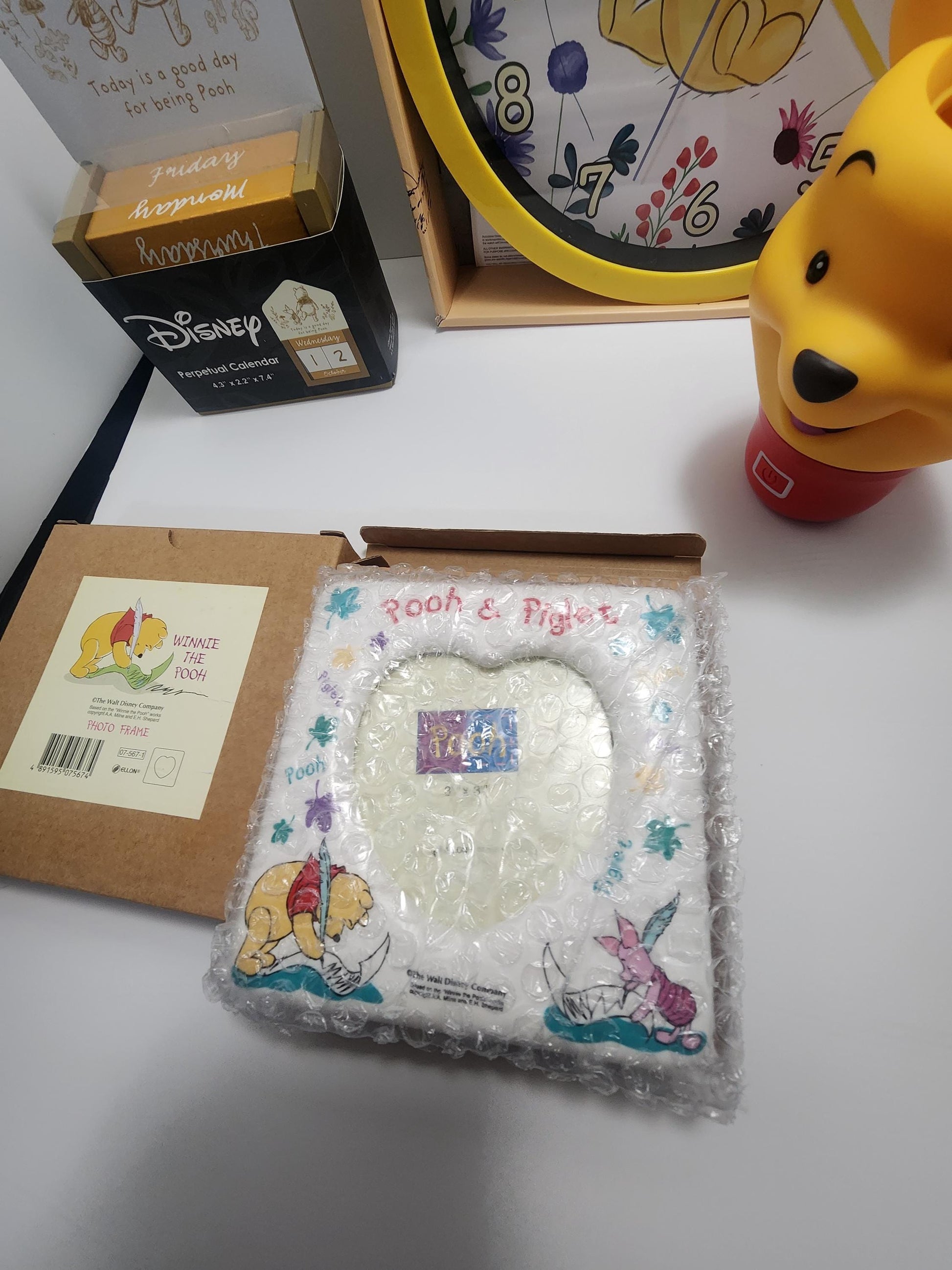 Winnie The Pooh Disney Decor & Gifts - Disney - Winnie The Pooh - Clocks - Calendars - Photo Frames - Scentsy - Coin Bank