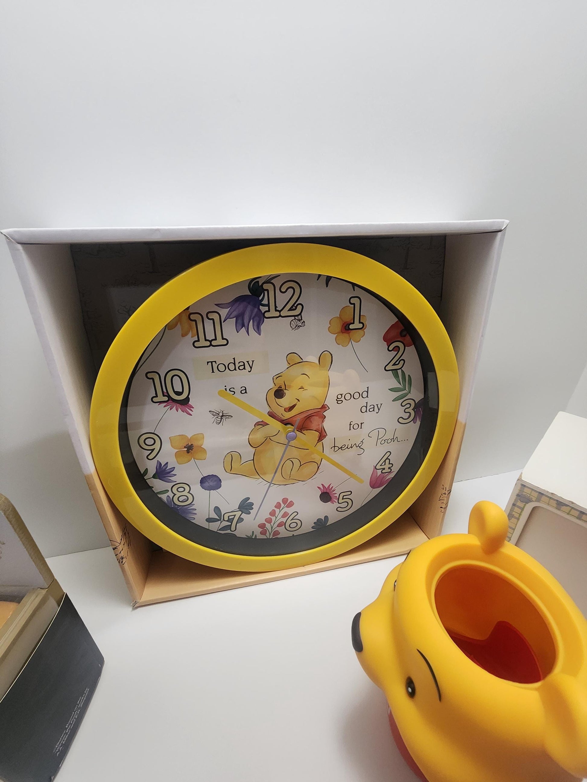 Winnie The Pooh Disney Decor & Gifts - Disney - Winnie The Pooh - Clocks - Calendars - Photo Frames - Scentsy - Coin Bank