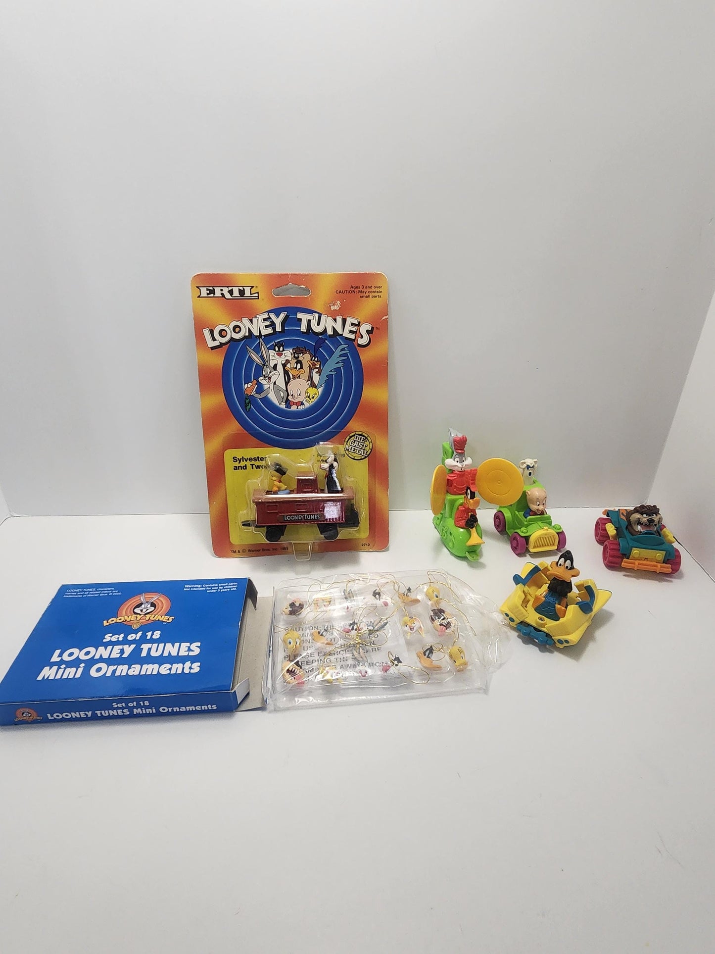 Looney Tunes Vintage 1990s Toys - Slyvester - Ornaments - Mini Ornaments - Christmas Ornaments - Tweety - Looney Tunes Toys - Warner Brother