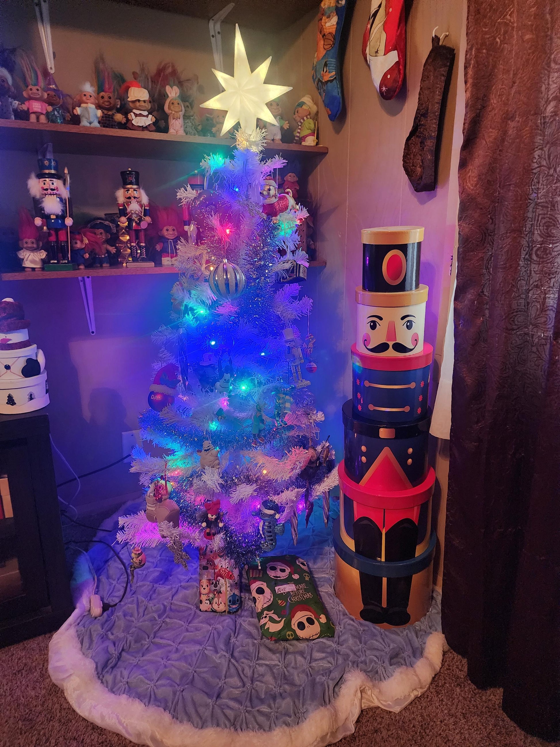 Christmas Nutcracker Nesting Stackable Box - Christmas - Christmas Decor - Nesting Box - Stacking Box - Nutcracker - Vintage Christmas