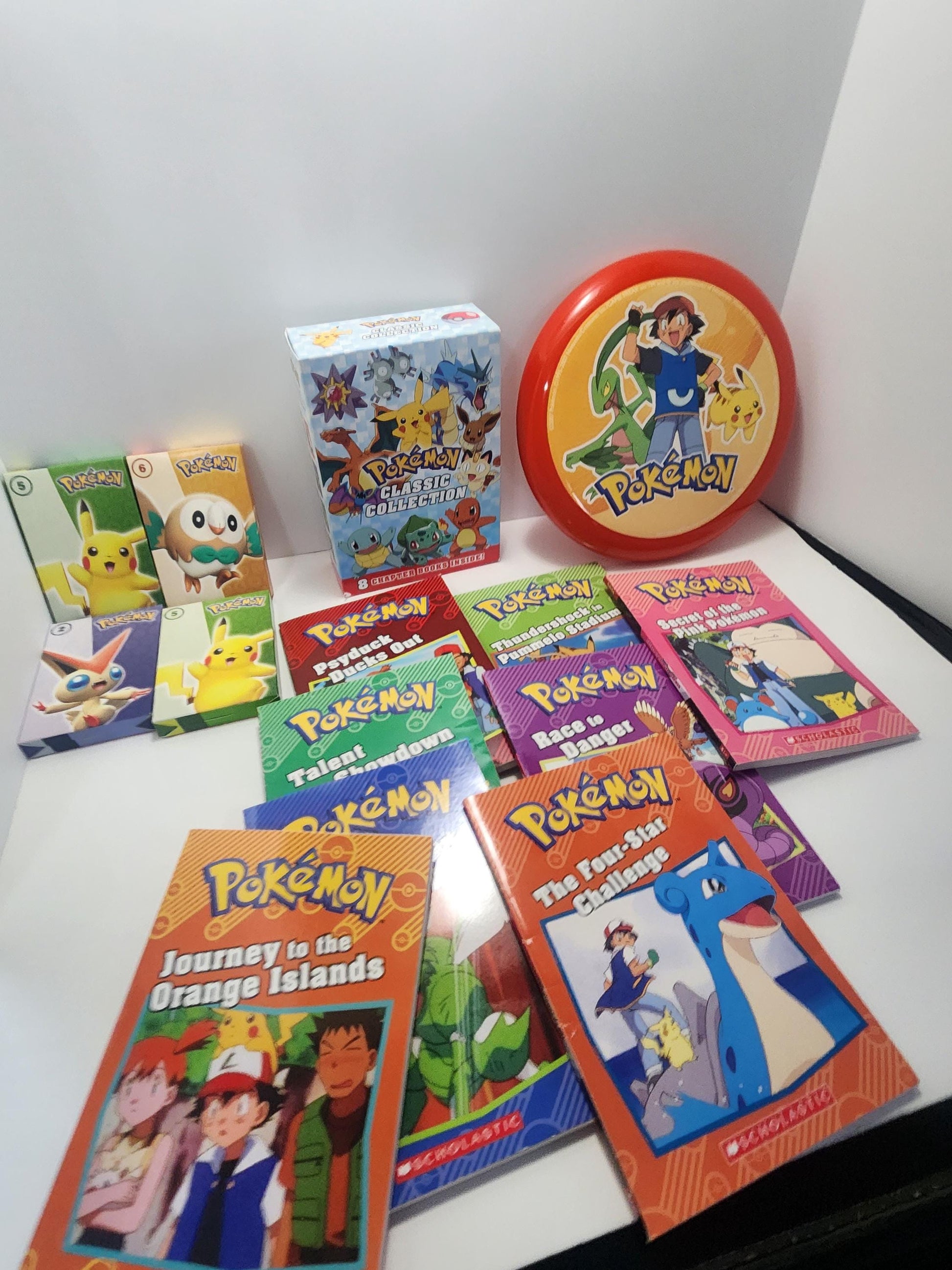Pokemon Classic Collection Book Set - Frisbee - Mcdonalds Toys - Happy Meal Toys - Pokemon - Books - Children's Toys - Books - Kids Books