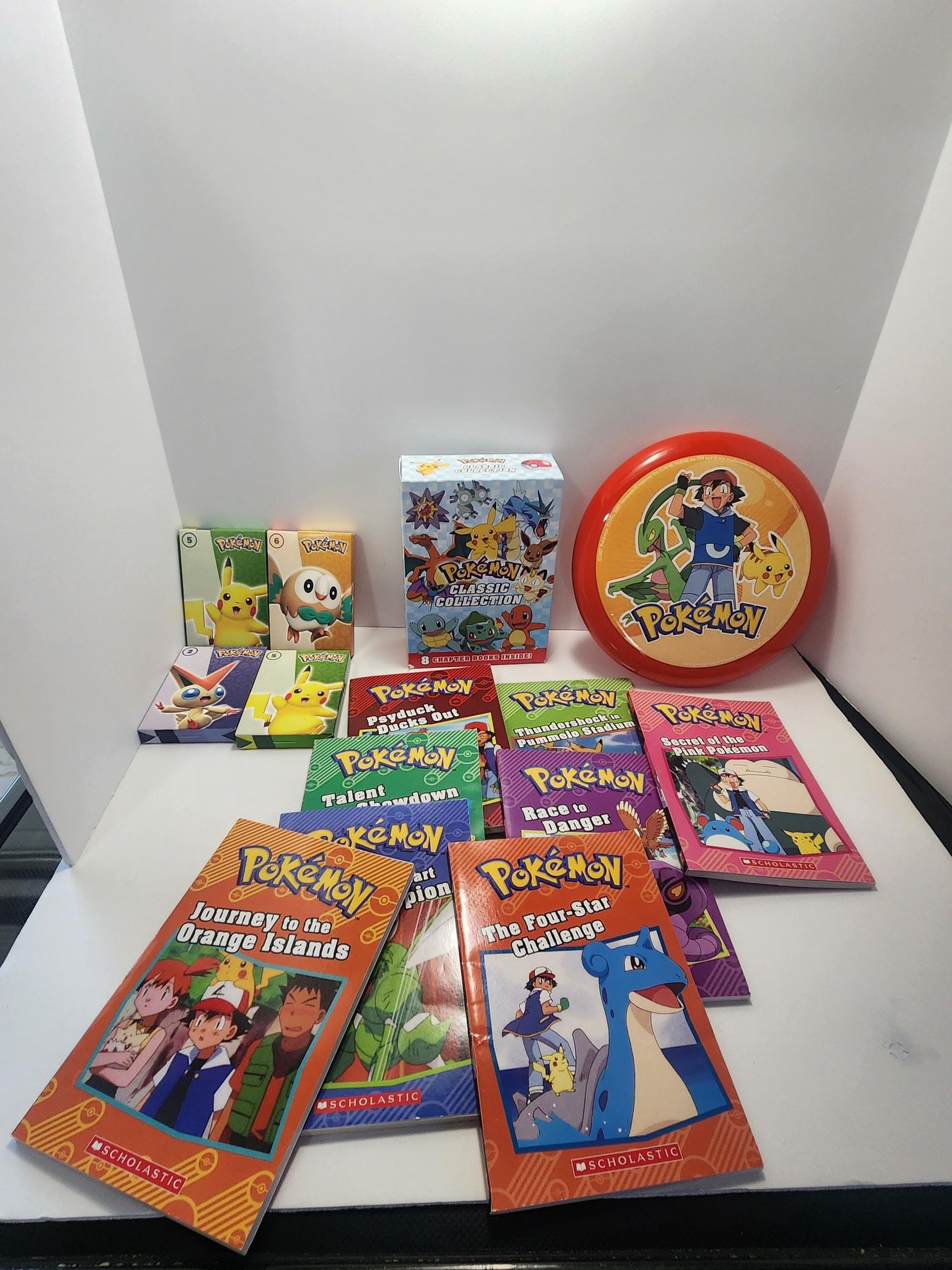 Pokemon Classic Collection Book Set - Frisbee - Mcdonalds Toys - Happy Meal Toys - Pokemon - Books - Children's Toys - Books - Kids Books