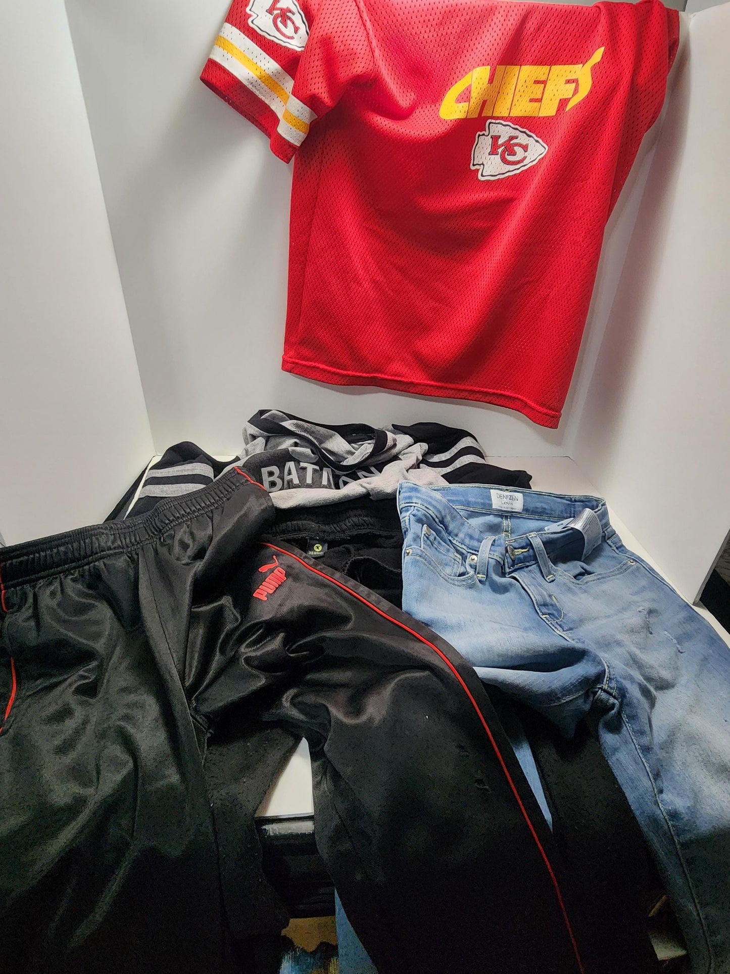 Boys Kids Clothes Size 8 Medium - Clothes - Clothes Lot - Kids Clothes - Boys Size 8 - Boys Clothes - Kansas City Chiefs - Jersey