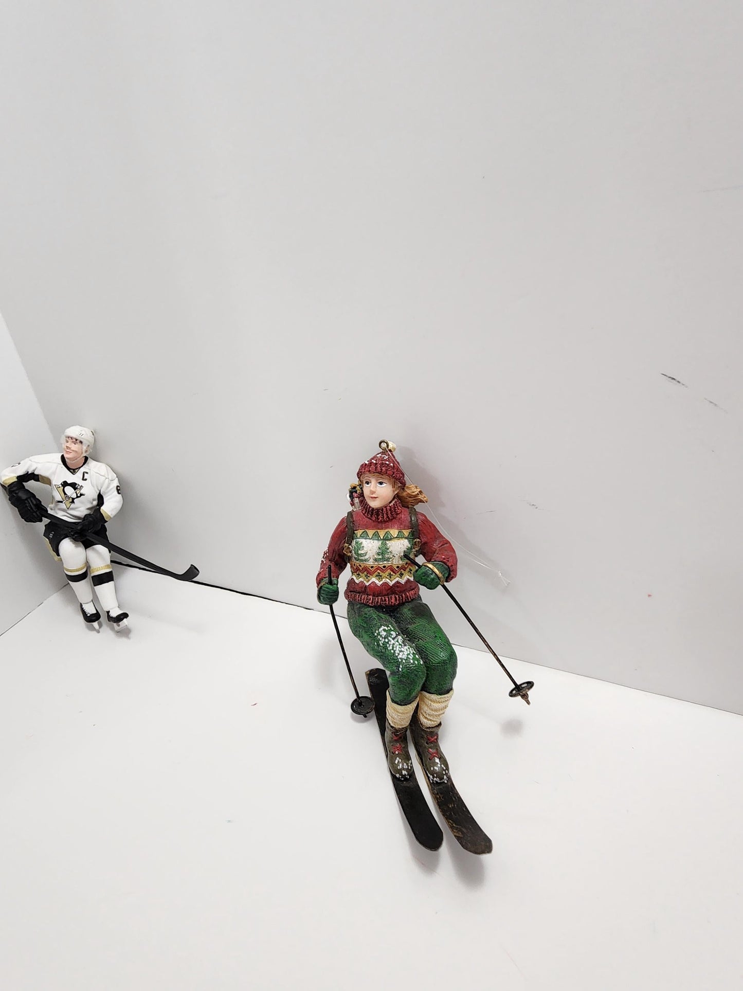 Christmas Ornaments - Ornaments - Christmas - Hallmark - Hallmark Ornaments - Hockey - Pitsburgh Penguins - Skiing