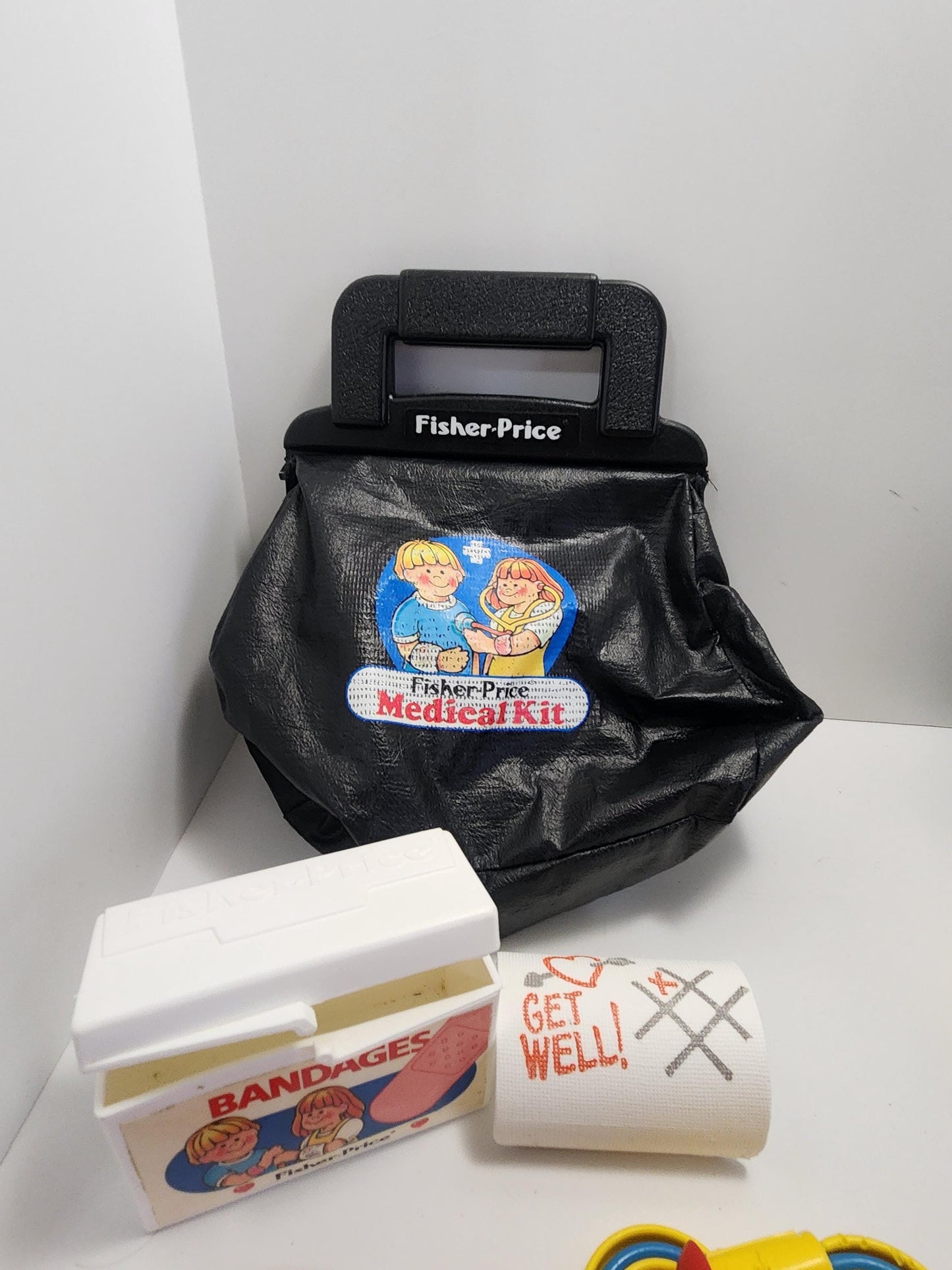 Fisher Price Pretend Play Medical Kits - Pretend Doctor - Doctor Toys - Toddler Toys - Fisher Price - Fisher Price Toys - Medical Kit