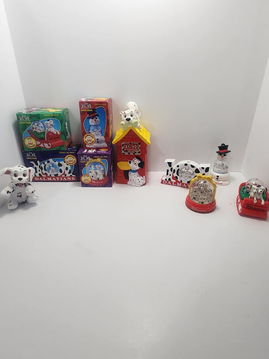 101 Dalmations Christmas Snow Globes and Ornaments - Christmas - Christmas Ornaments - Snowglobes - Snow Globes - 101 Dalmations - Disney