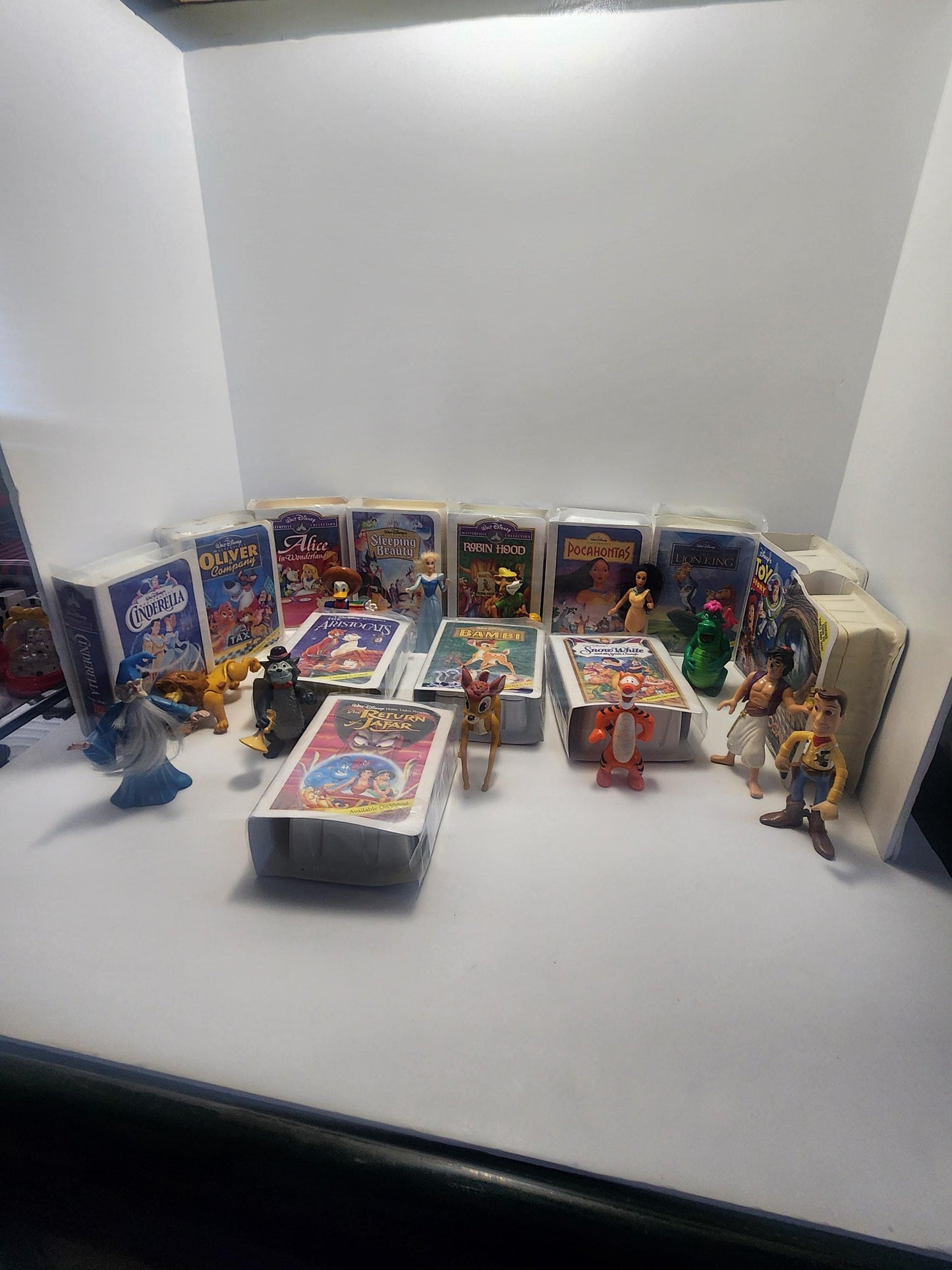 Disney's Masterpiece 1990s Vintage VHS Mcdonalds Happy Meal Toys - Vhs - Disney - Disney Toys - Happy Meal Toys - Fast Food Toys