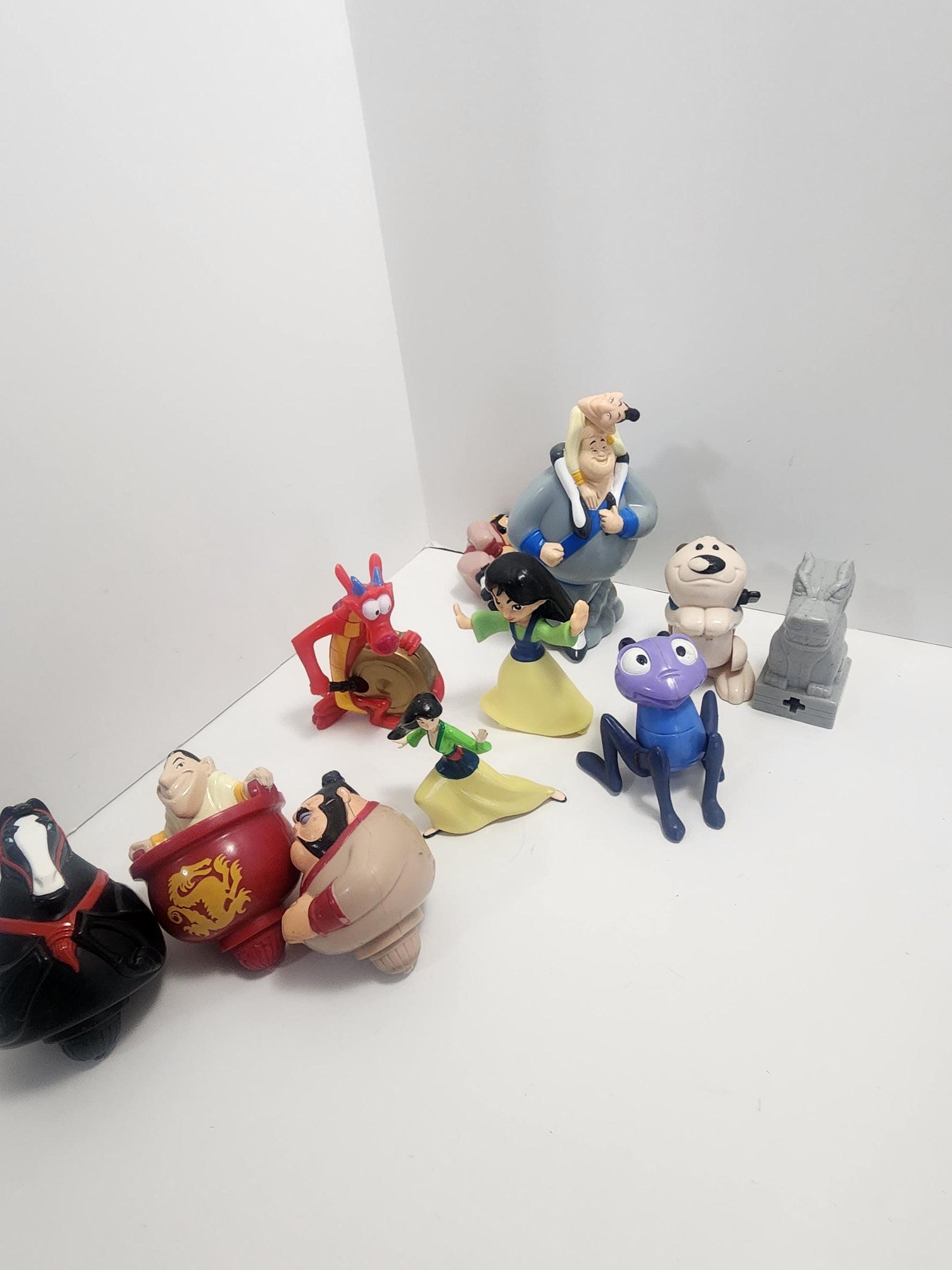 Disney Mulan Toy Action Figures - Disney - Disney Toys - Mulan - Mulan Toys