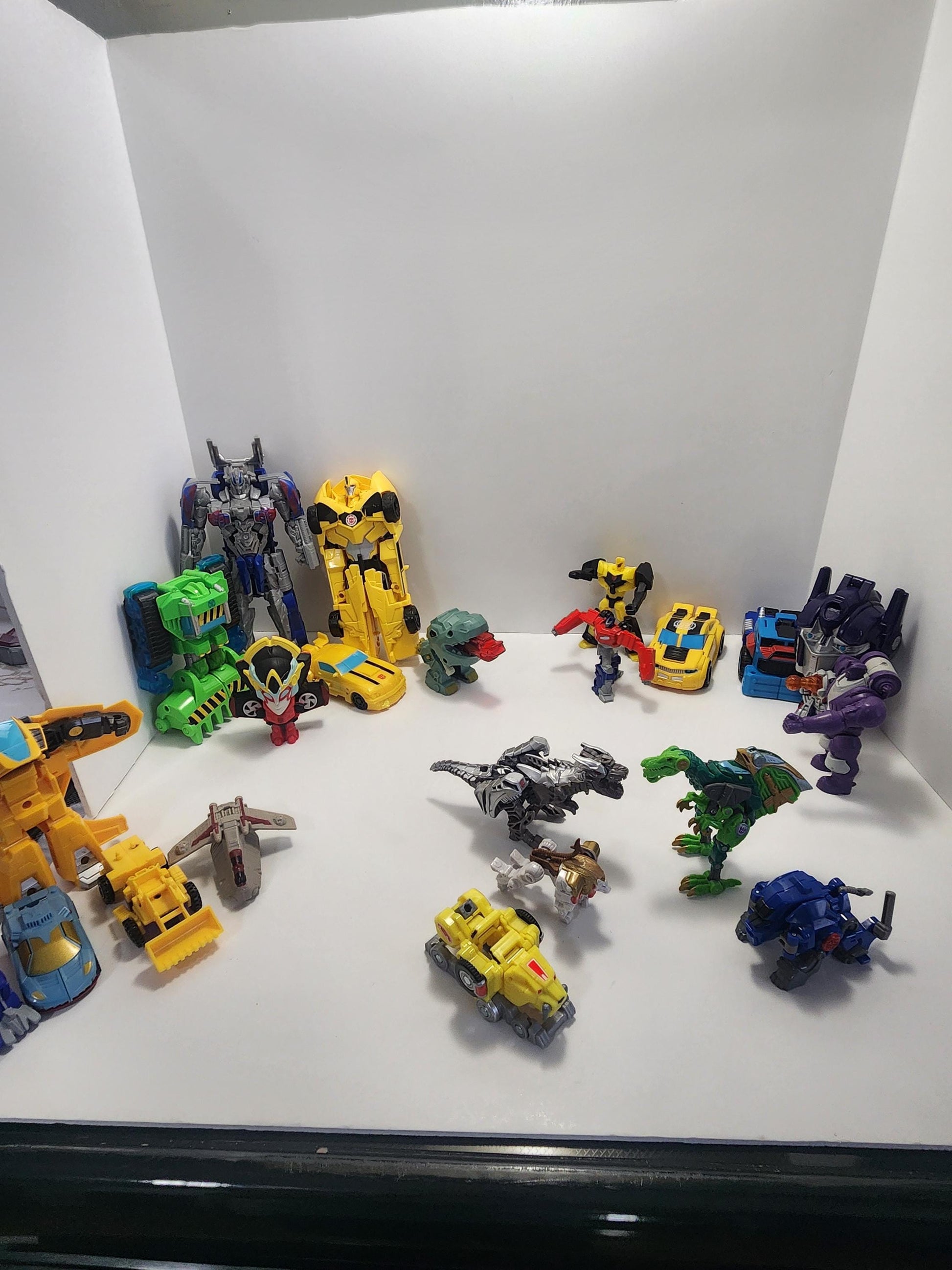 Transformers Action Figures Lots - Transformers - Action Figures - Toy Lots - Vintage Transformers - Rescue Bots - Robots - Transformers Fig