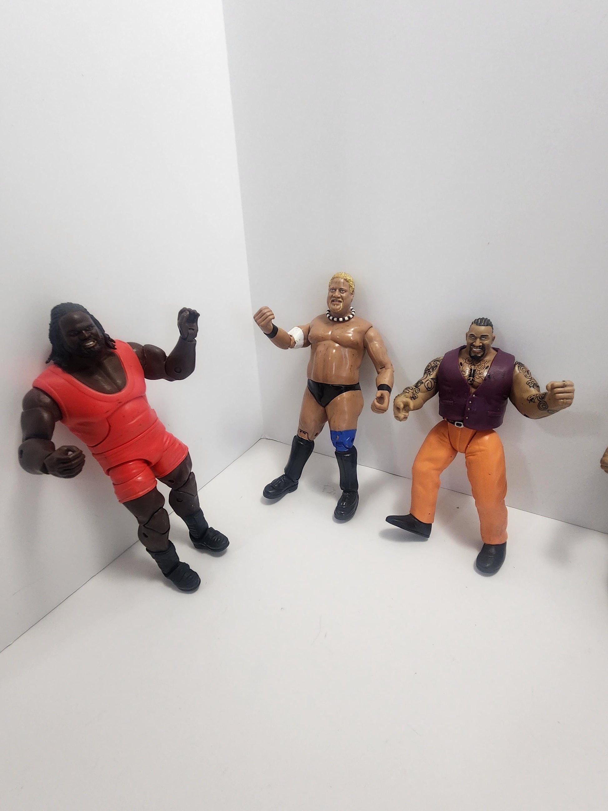 Wwe Wrestling Action Figures - Wwf - WWE- WCW - Ecw - Mick Foley - The Rock - Dwayne Johnson - Wrestling - Wrestling Figures