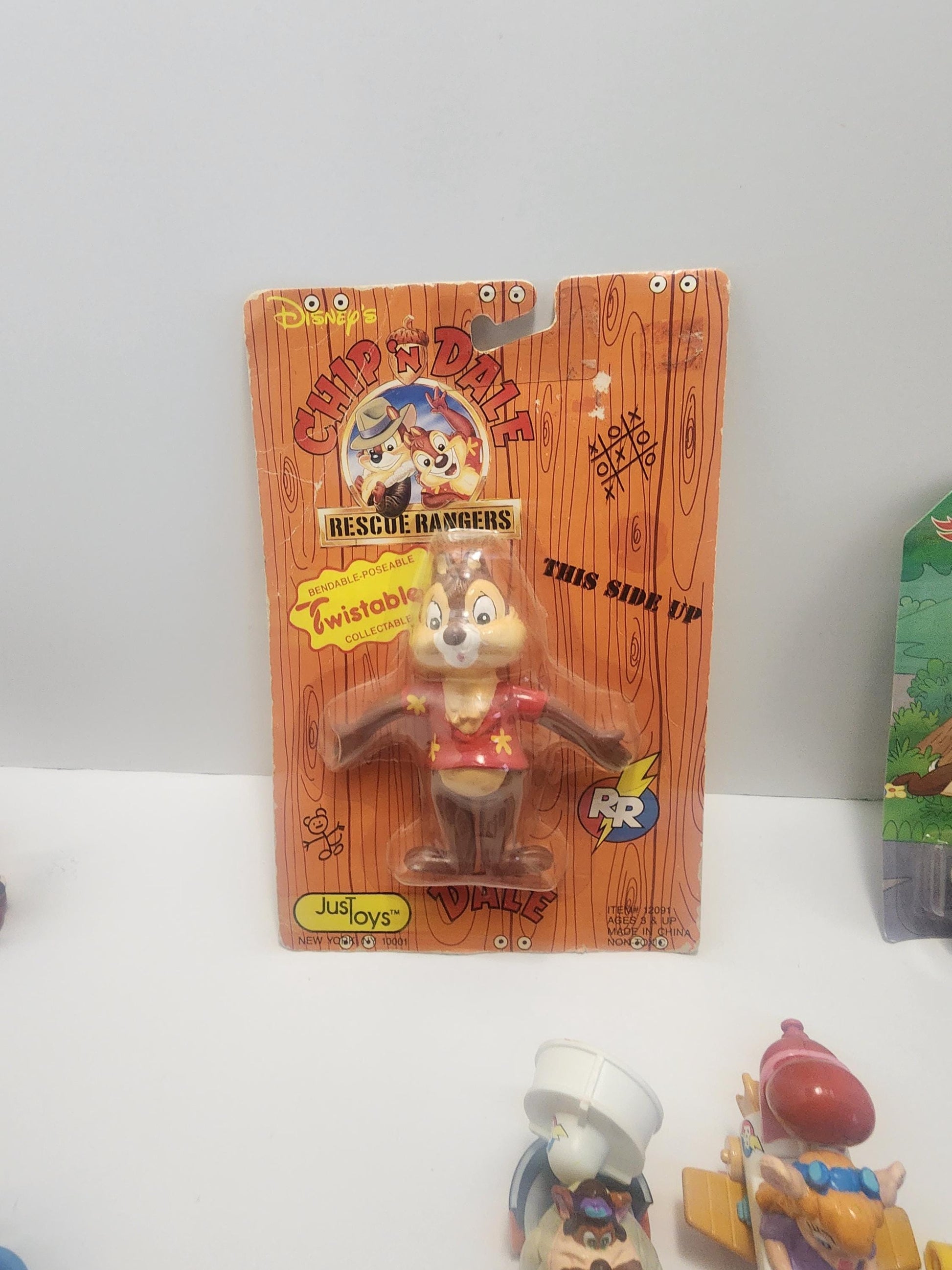Chip And Dale Rescue Rangers Chipmunks Toys - Chipmunks - Chipmunks Toys - Rescue Rangers - Rescue Rangers Toys - Chip and Dale - Disney